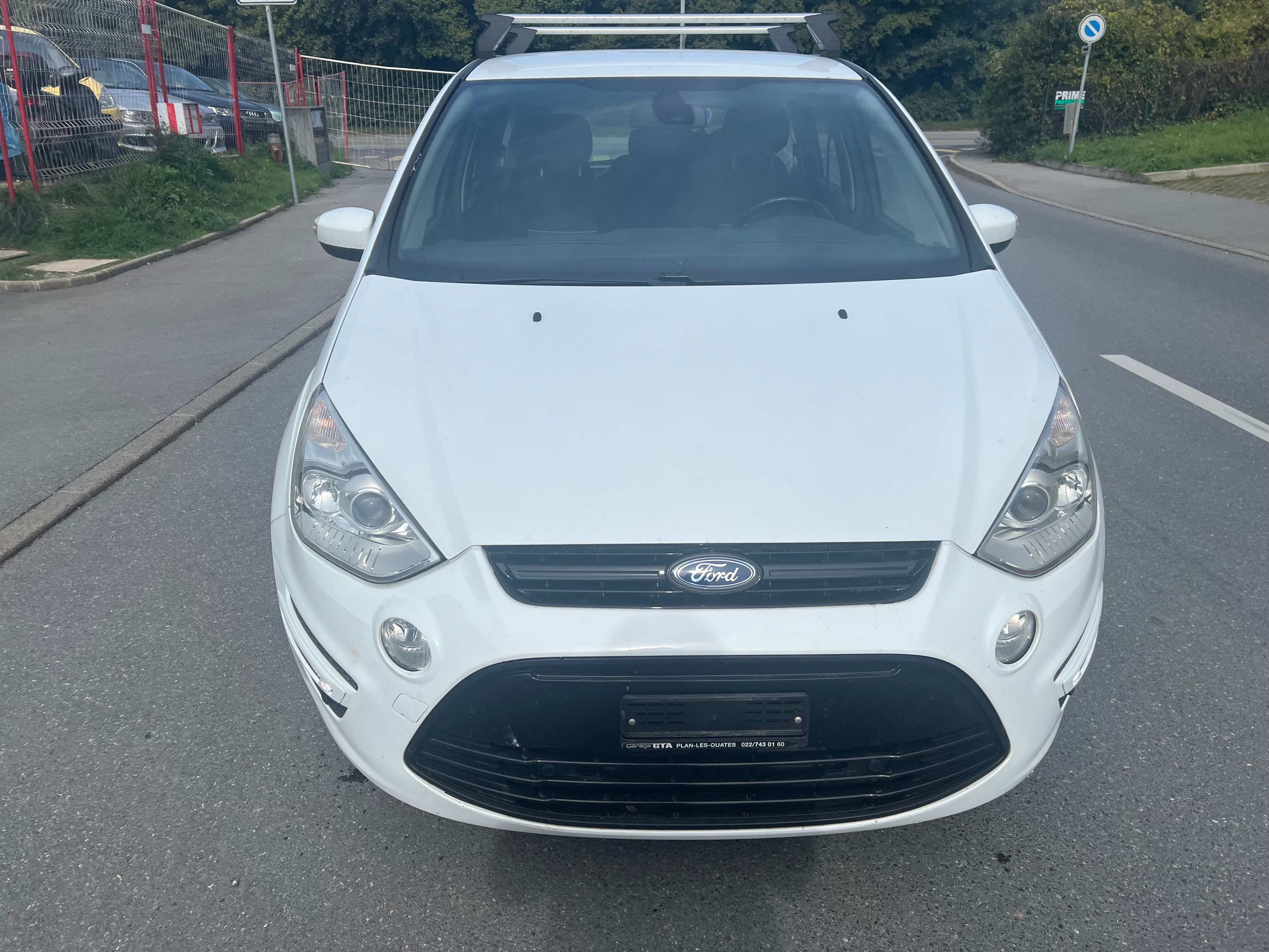 FORD S-Max 1.6 SCTi Titanium