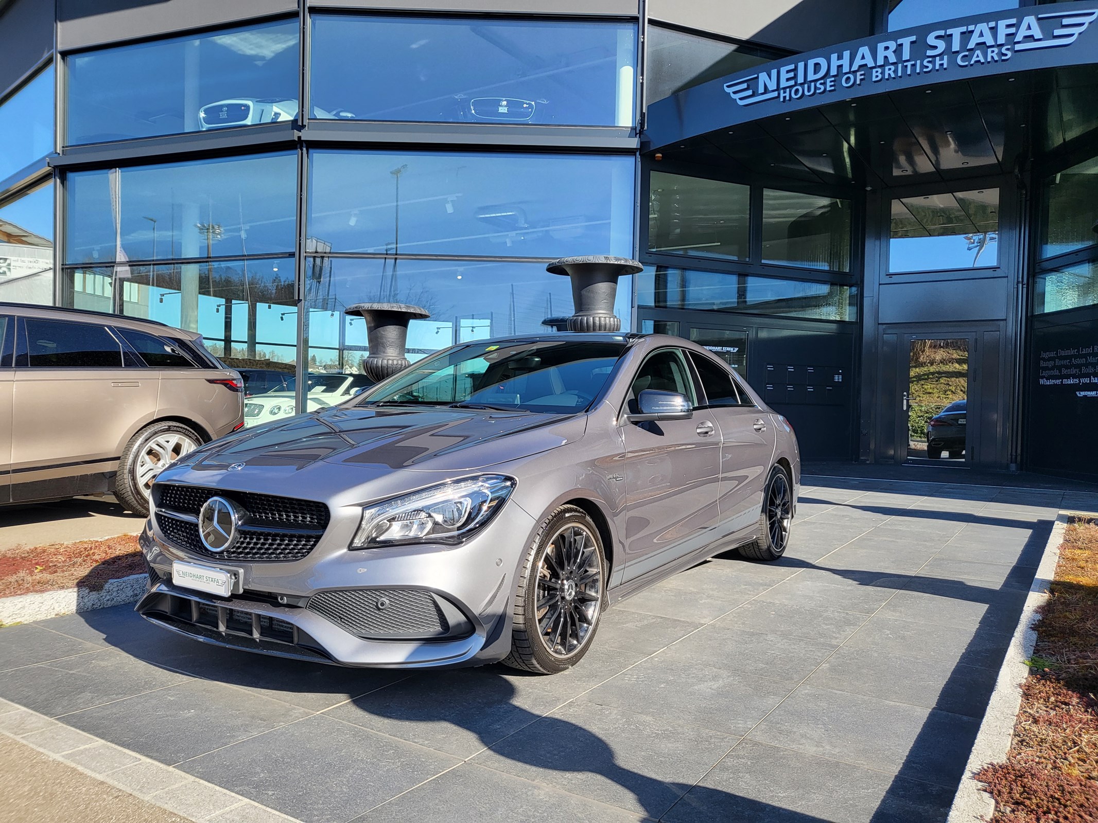 MERCEDES-BENZ CLA 250 AMG Line 7G-DCT 4Matic