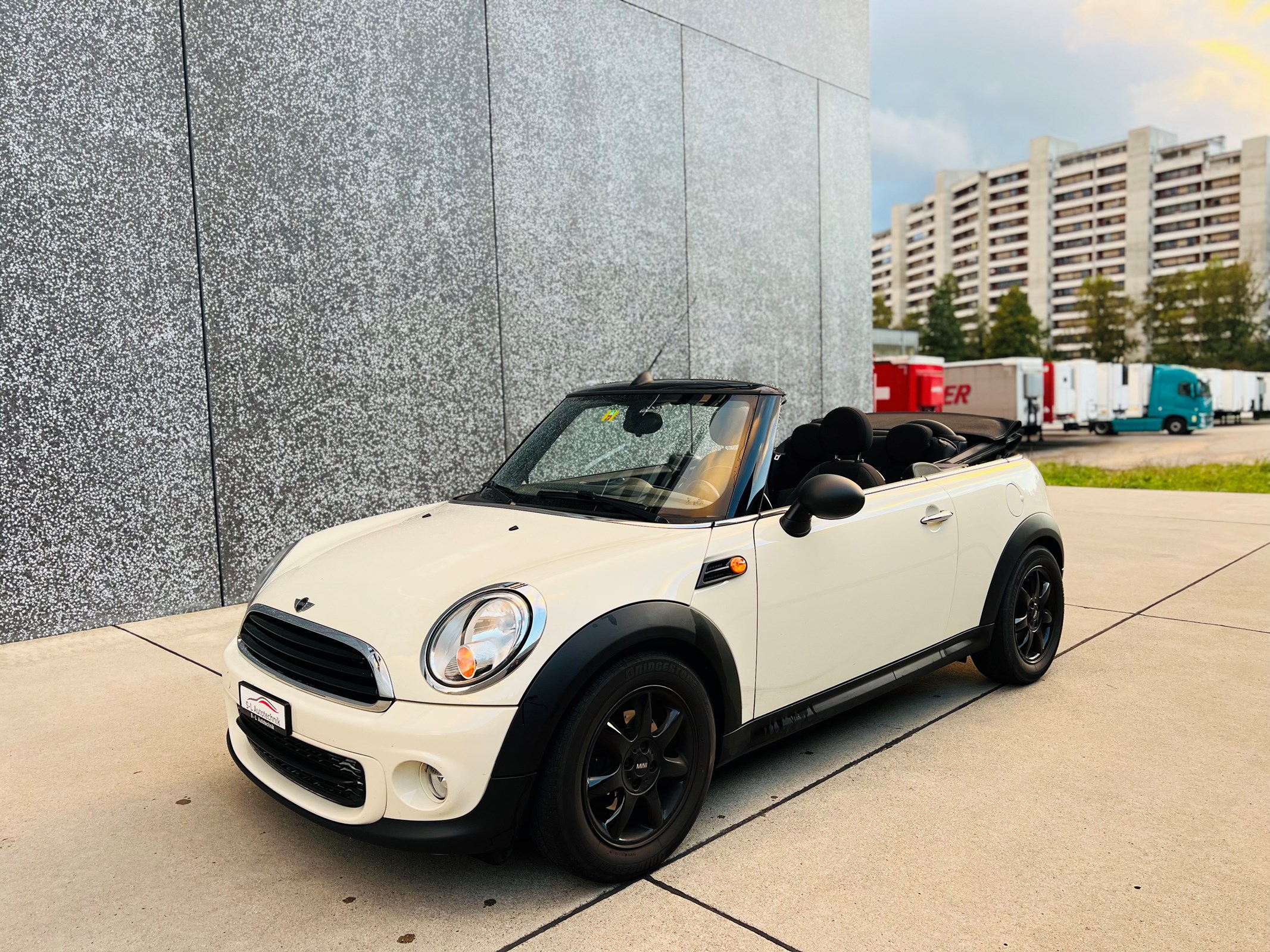 MINI One Cabriolet