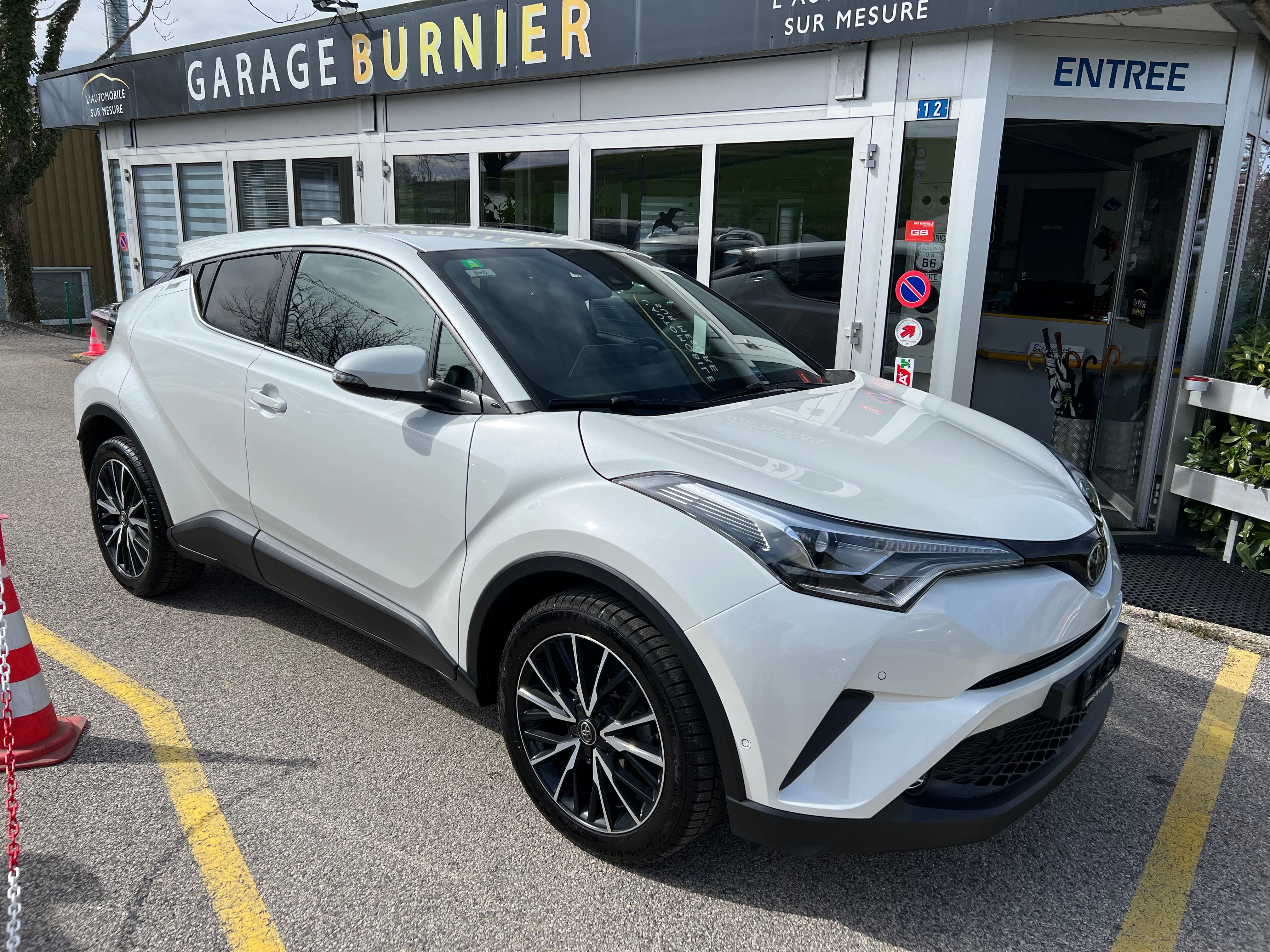 TOYOTA C-HR 1.2 Turbo Trend 4WD Multidrive S