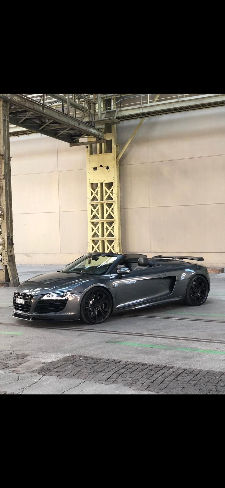 AUDI R8 Spyder 5.2 R-Tronic