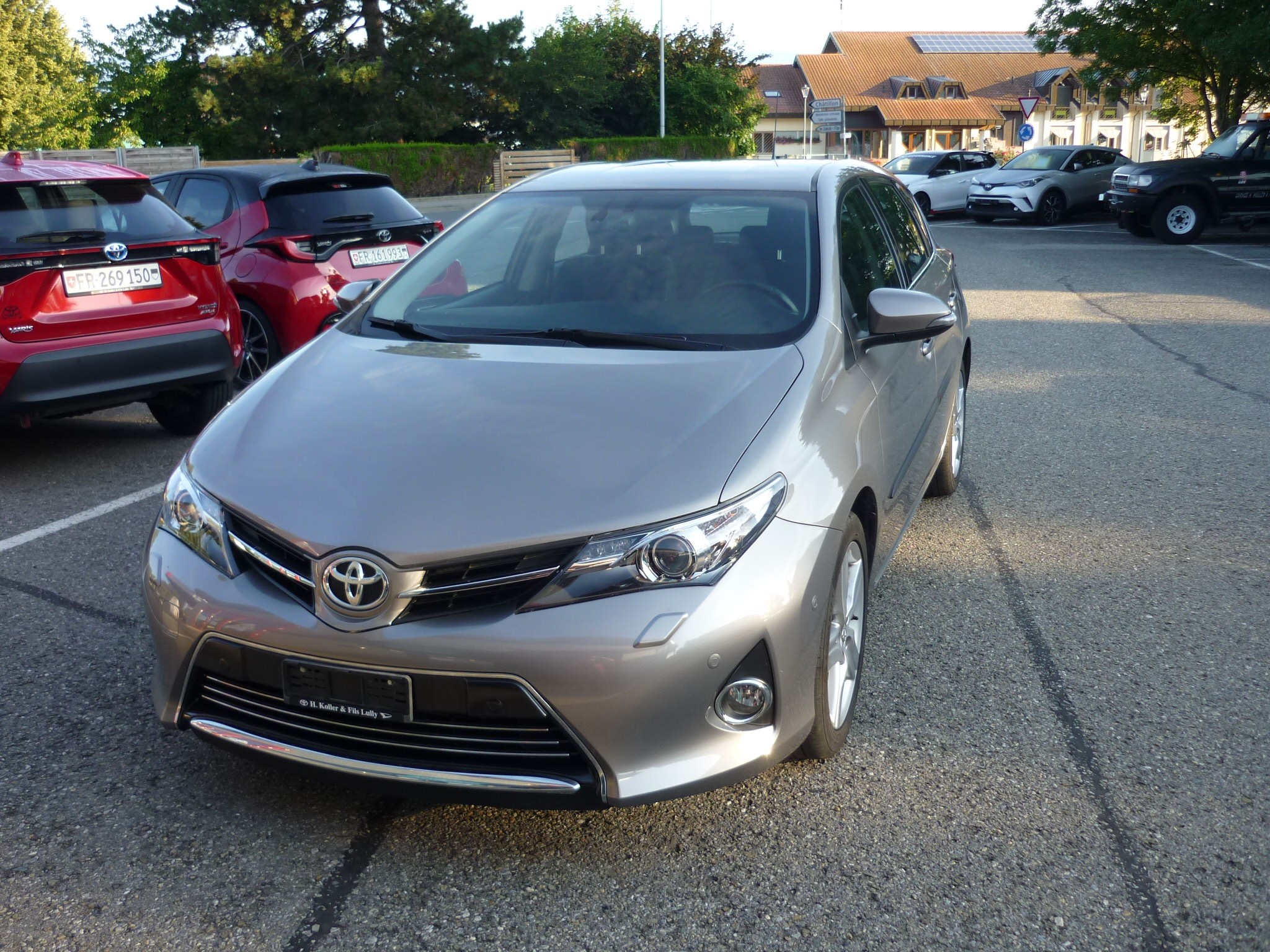 TOYOTA Auris 1.6 Sol