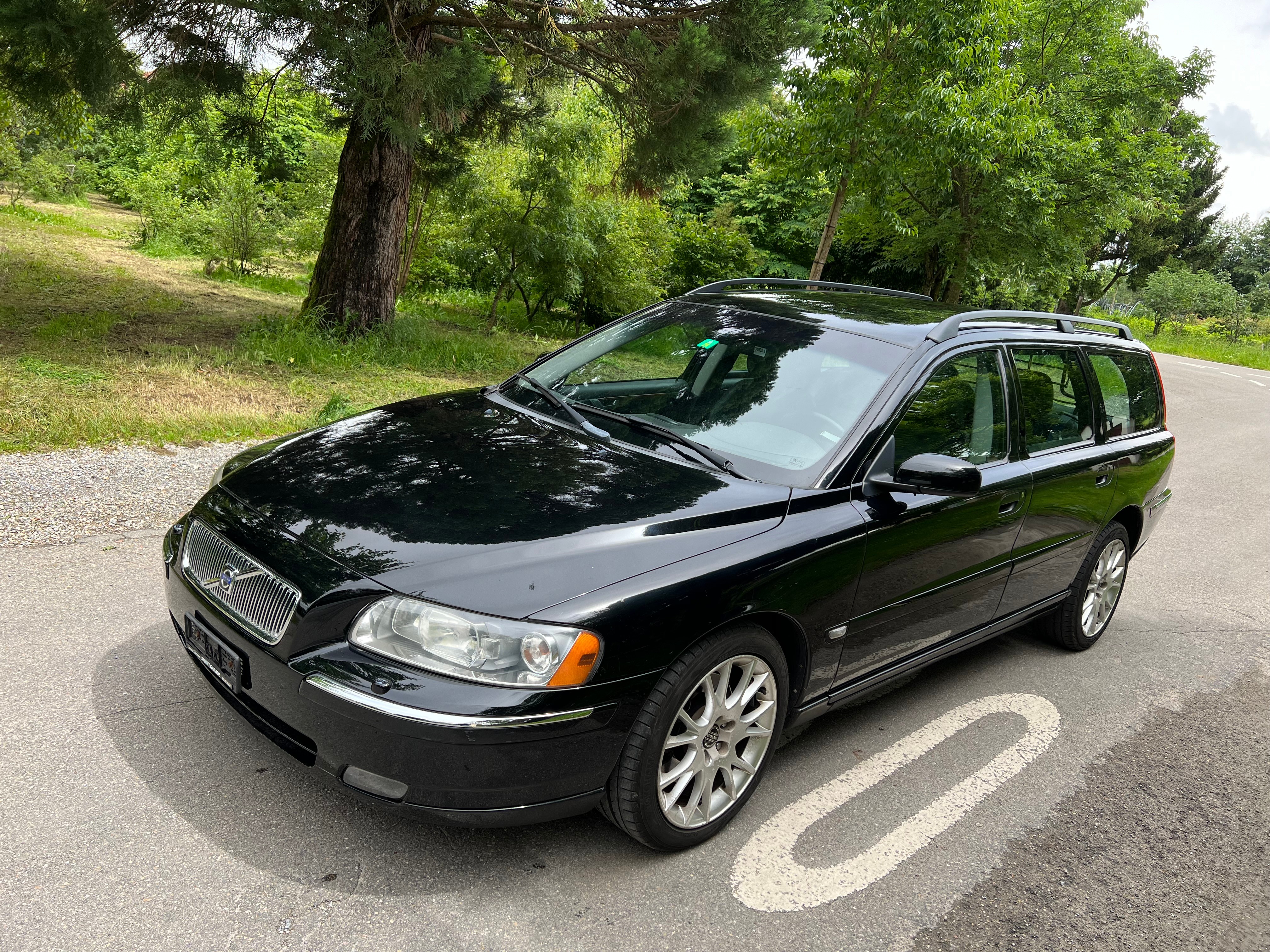 VOLVO V70 2.5T AWD Summum