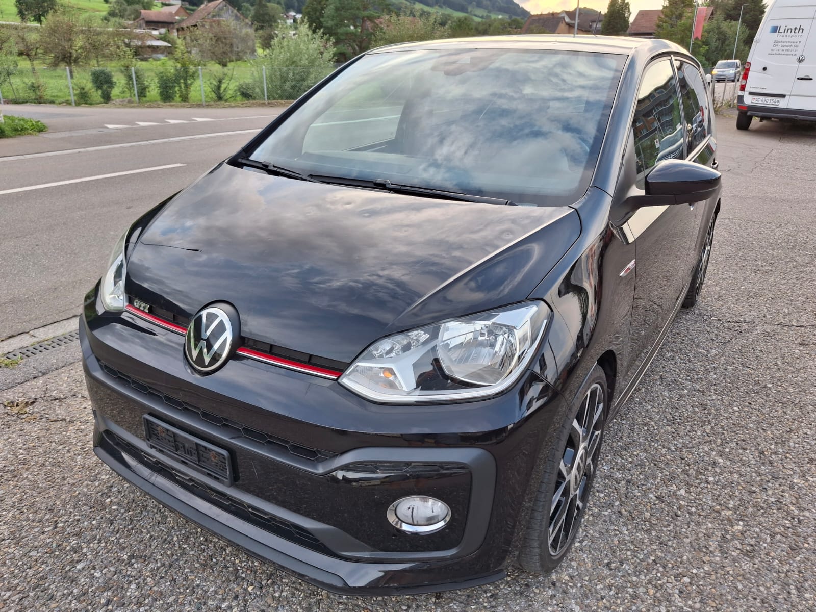 VW Up 1.0 TSI GTI