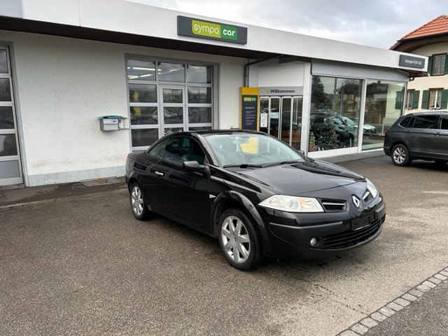 RENAULT Mégane C-C 2.0 16V T Dynamic Confort