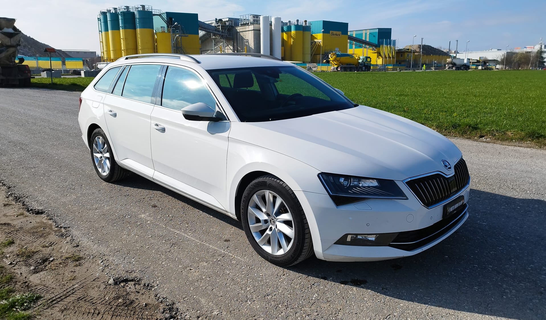 SKODA Superb Combi 2.0 TDi Ambition 4x4 DSG