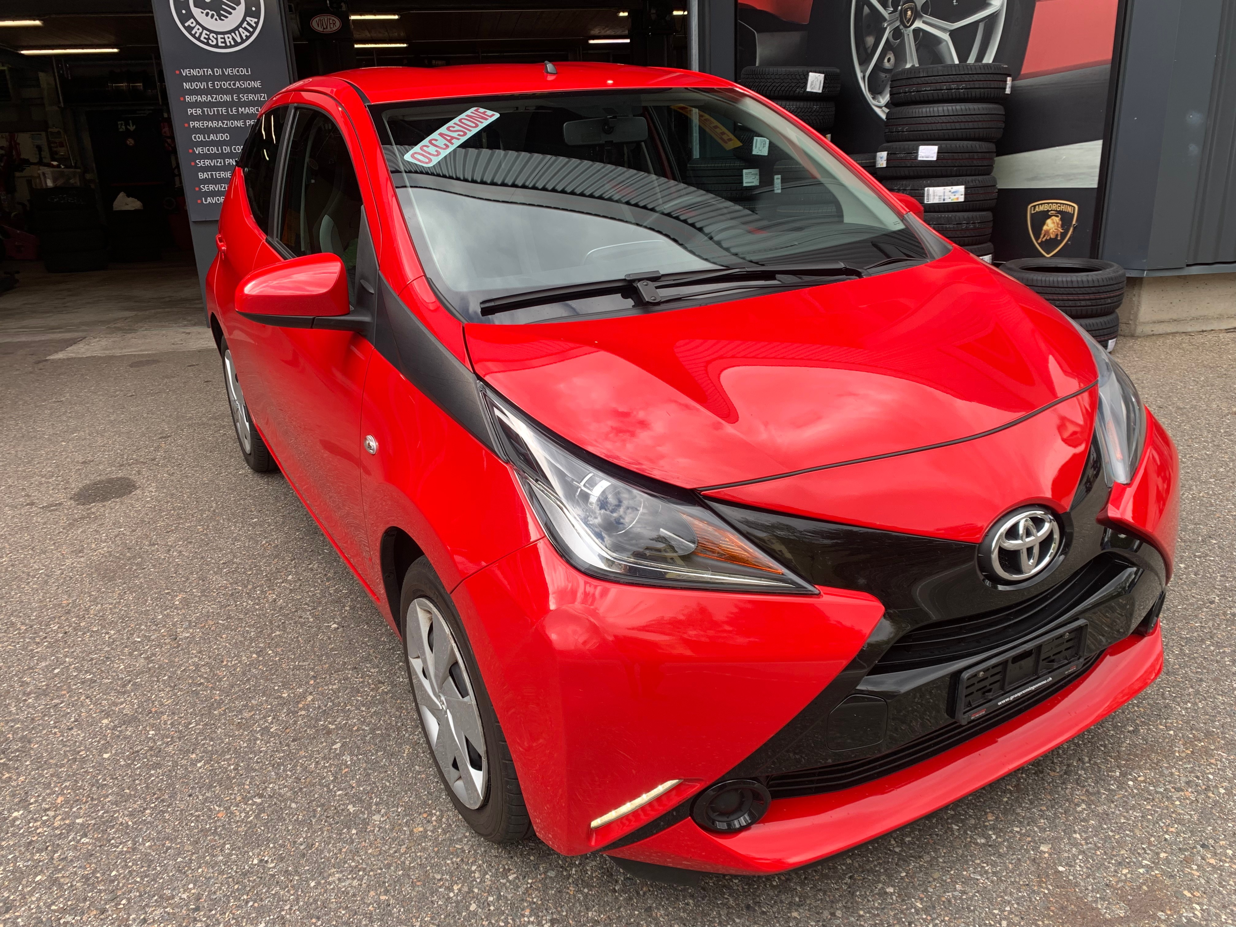 TOYOTA Aygo 1.0 VVT-i x-play MultiMode