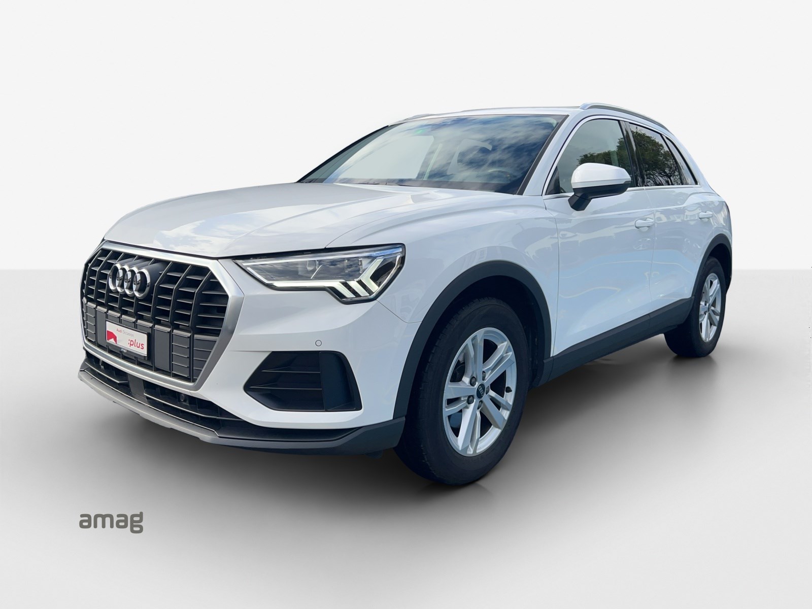 AUDI Q3 35 TFSI Attraction S-tronic