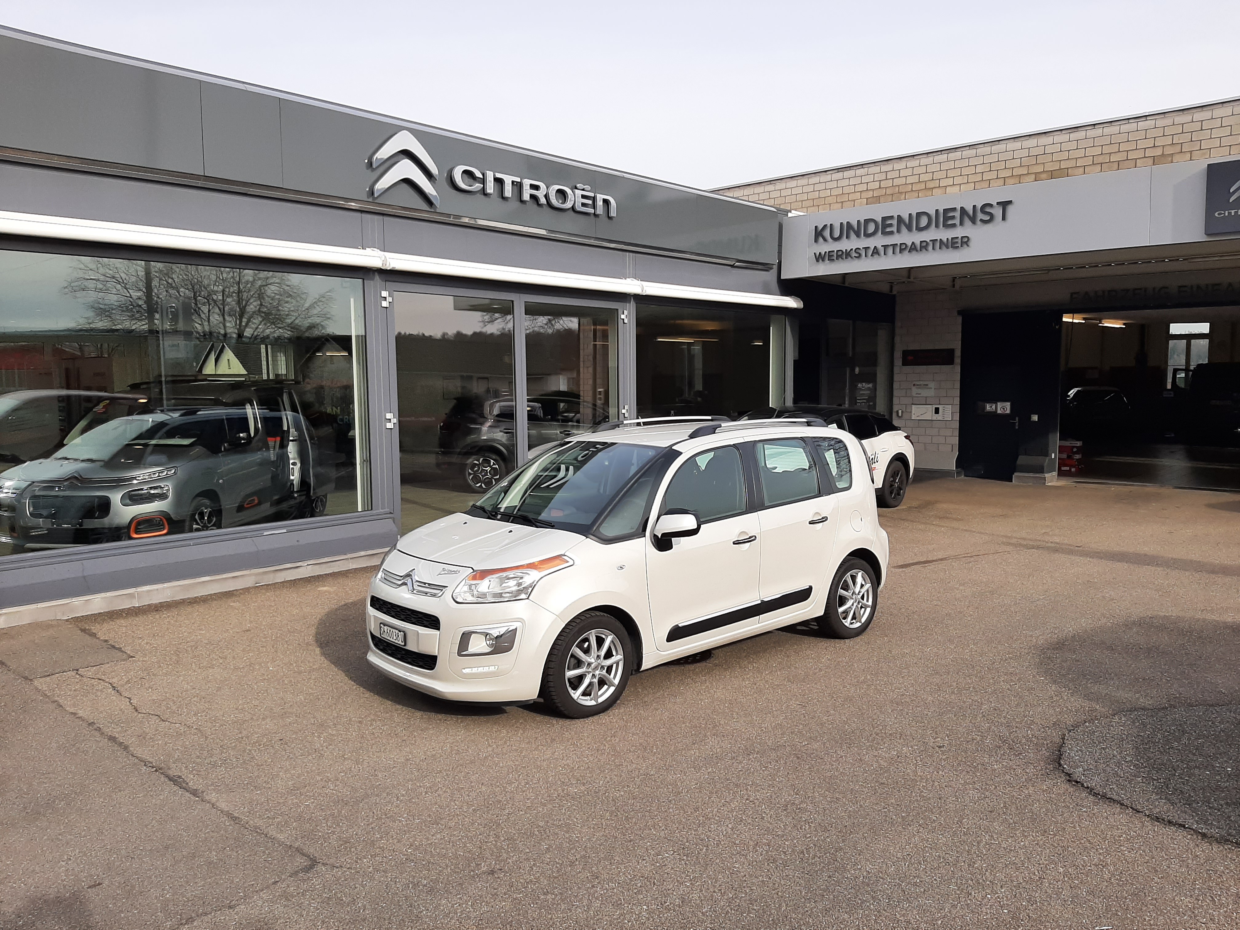 CITROEN C3 Picasso 1.6 HDi Exclusive EGS6