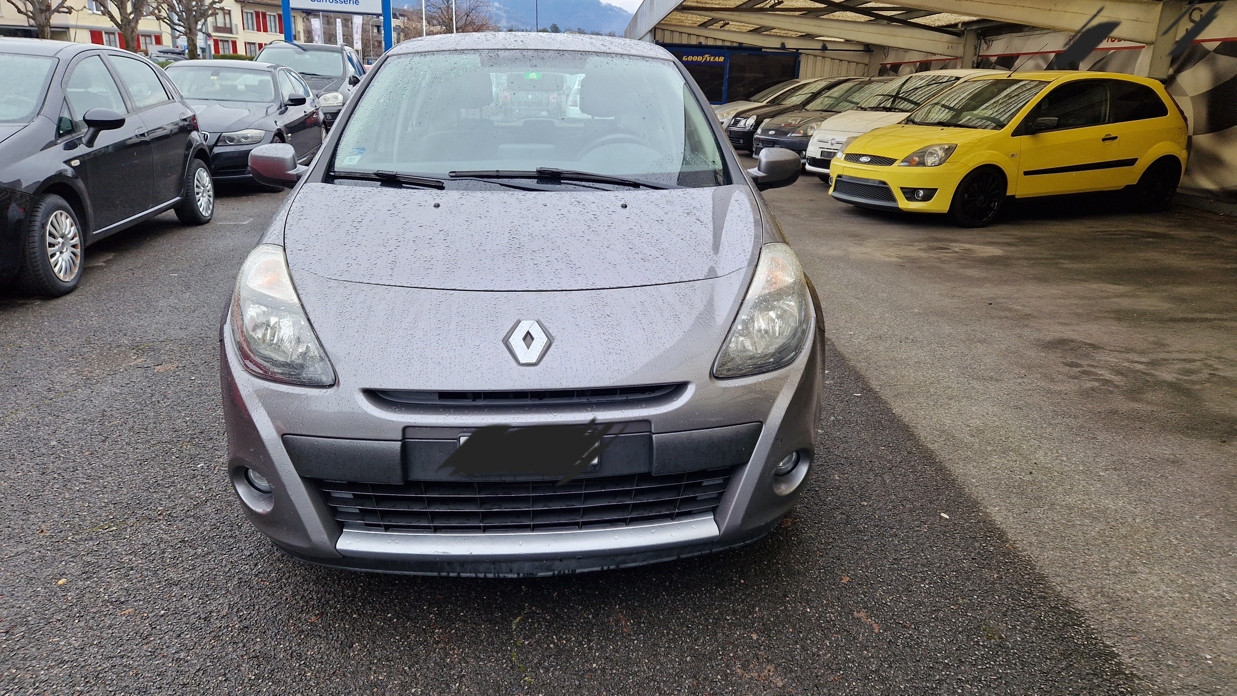 RENAULT Clio 1.6 16V Dynamique Automatic