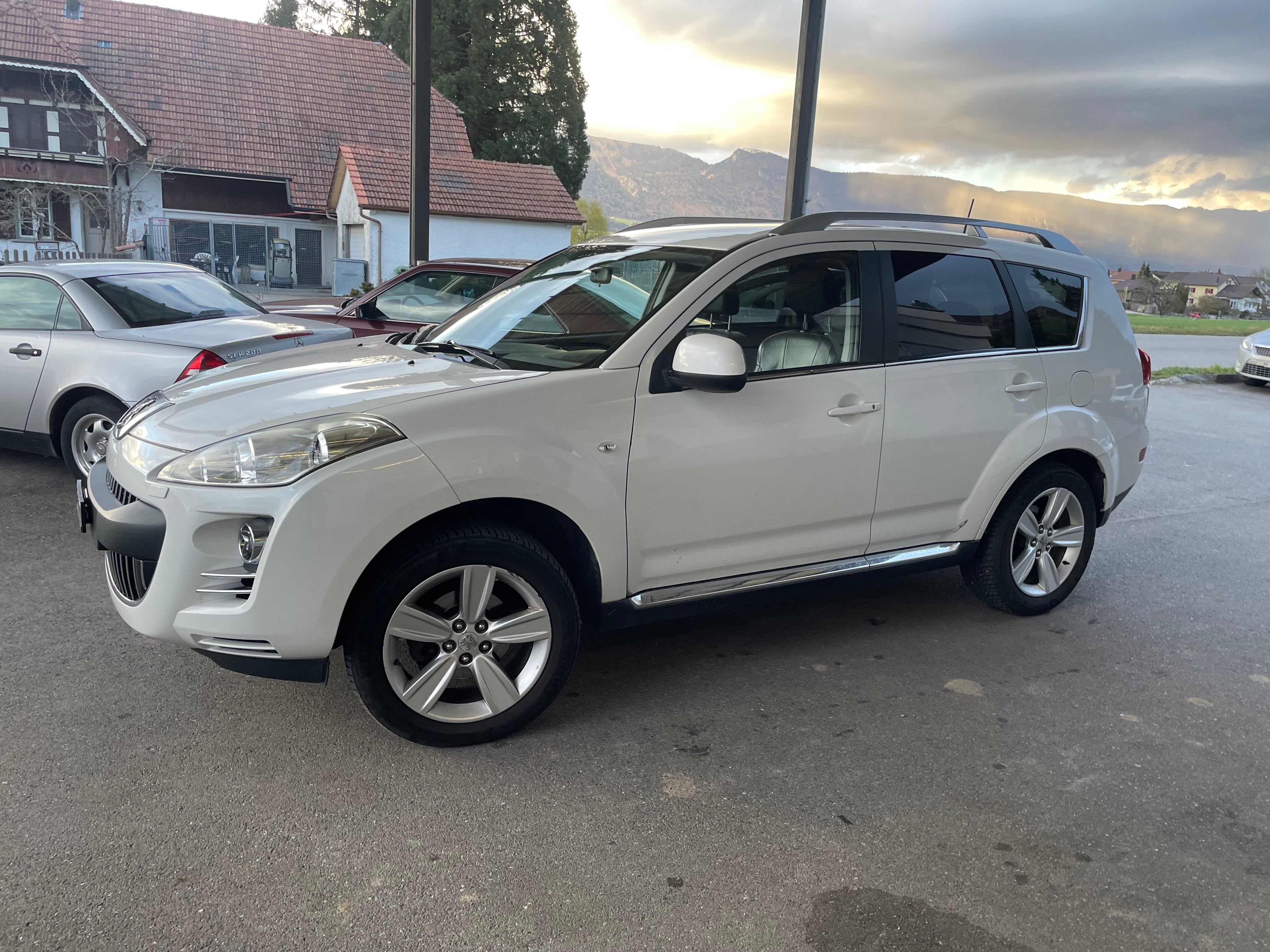 PEUGEOT 4007 2.2 HDi Dynamic DCS6