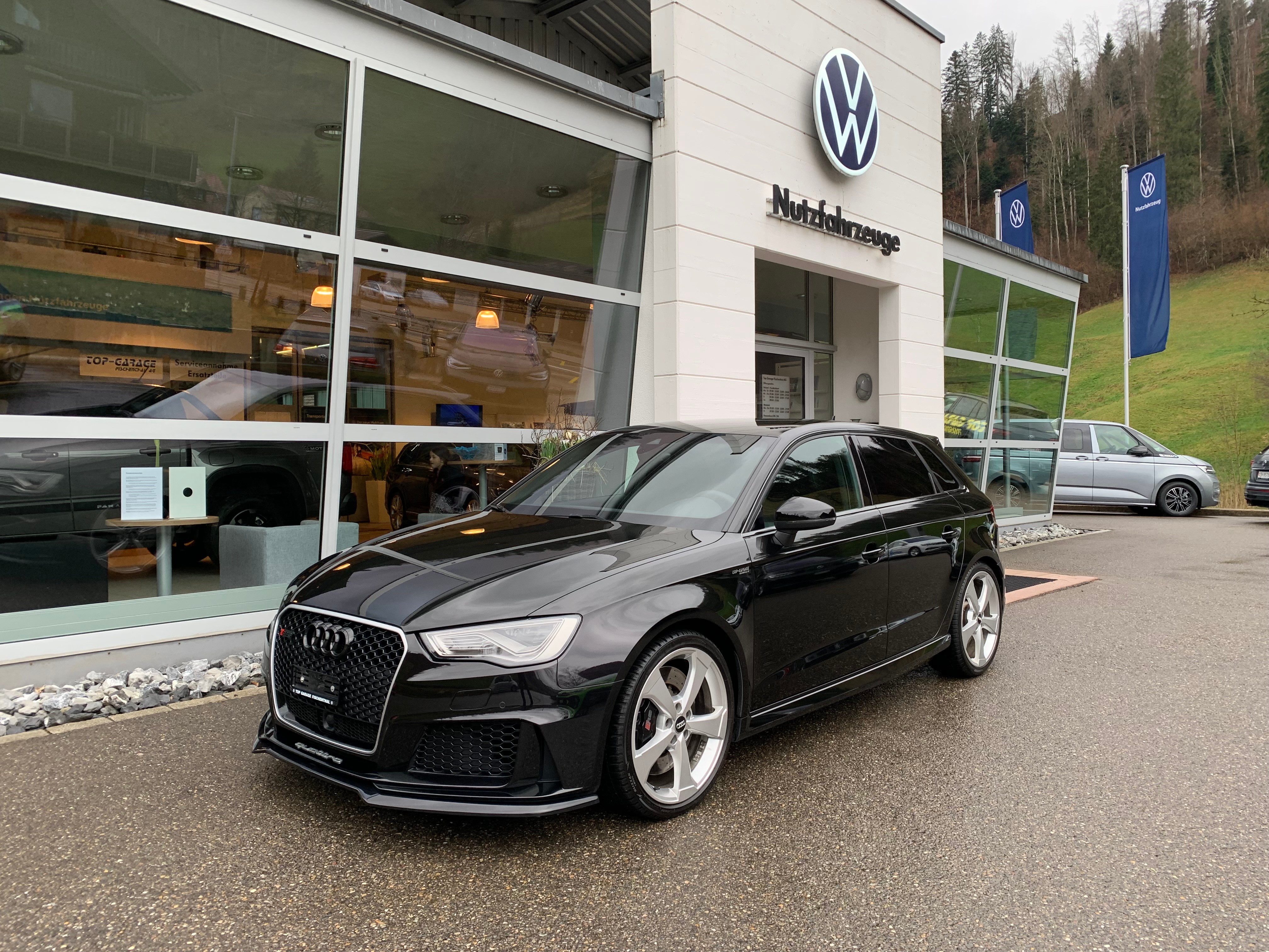 AUDI RS3 2.5 TSI quattro S-tronic