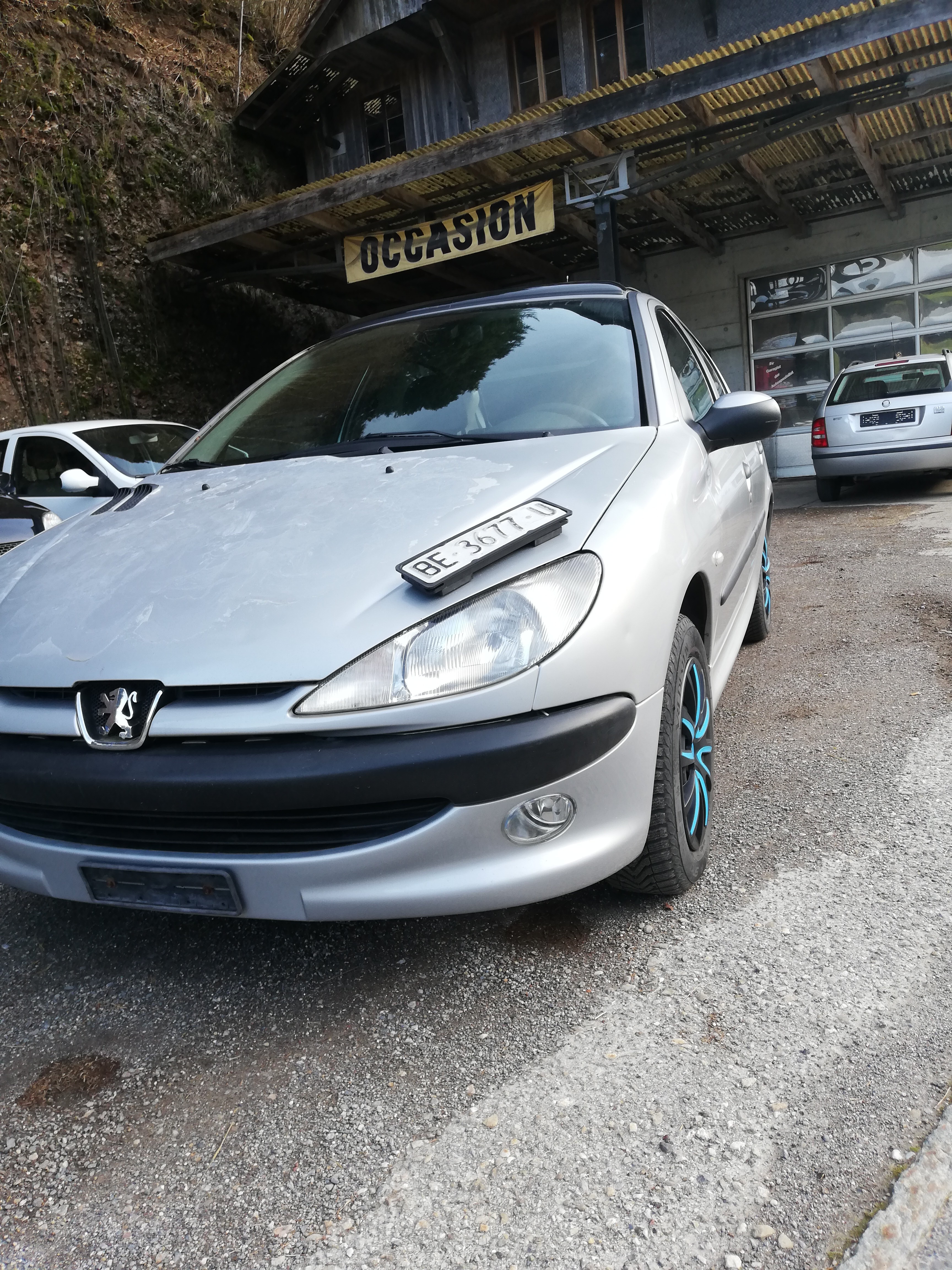 PEUGEOT 206 1.6 XT