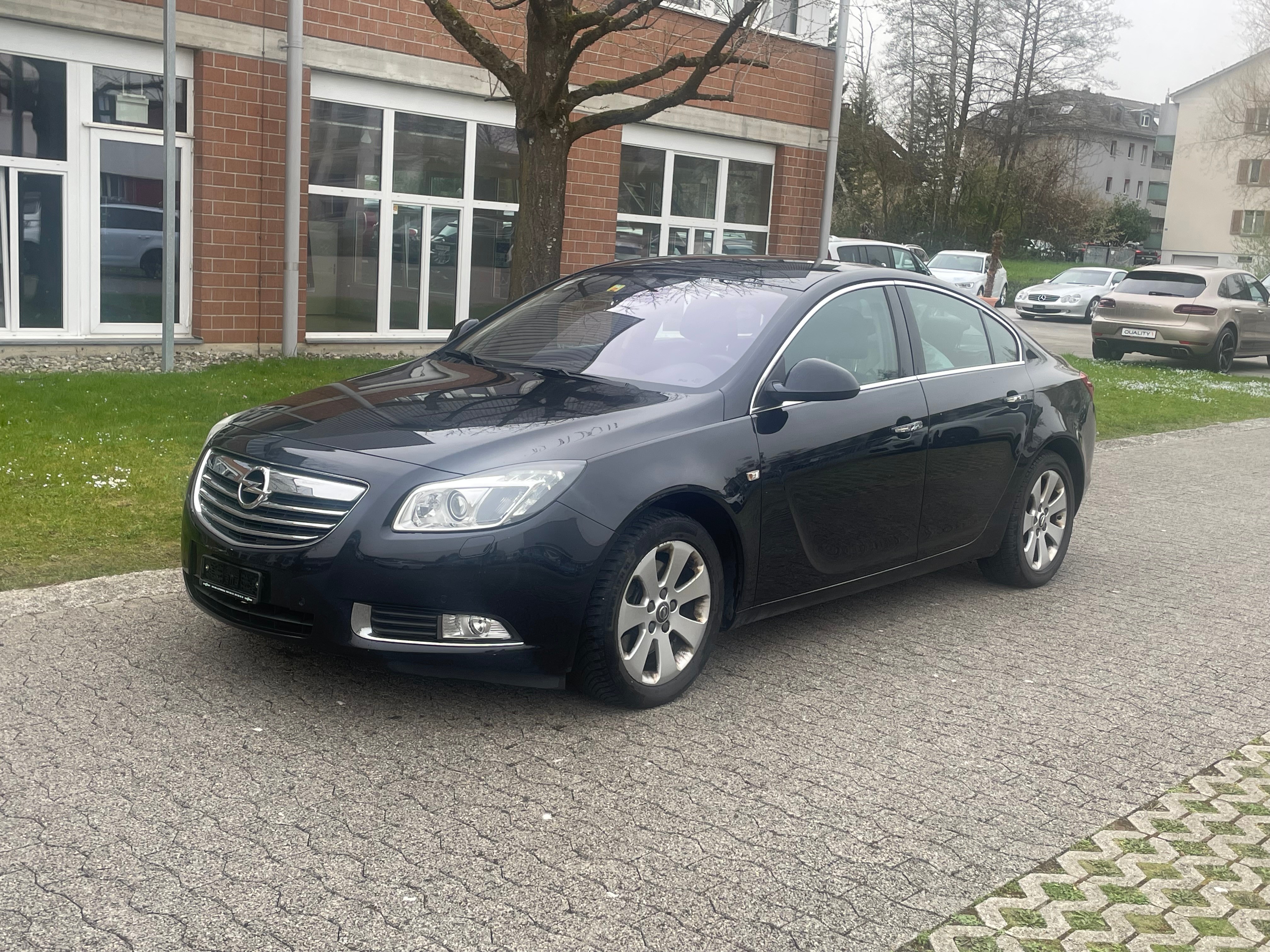 OPEL Insignia 2.0 Turbo Edition Automatic