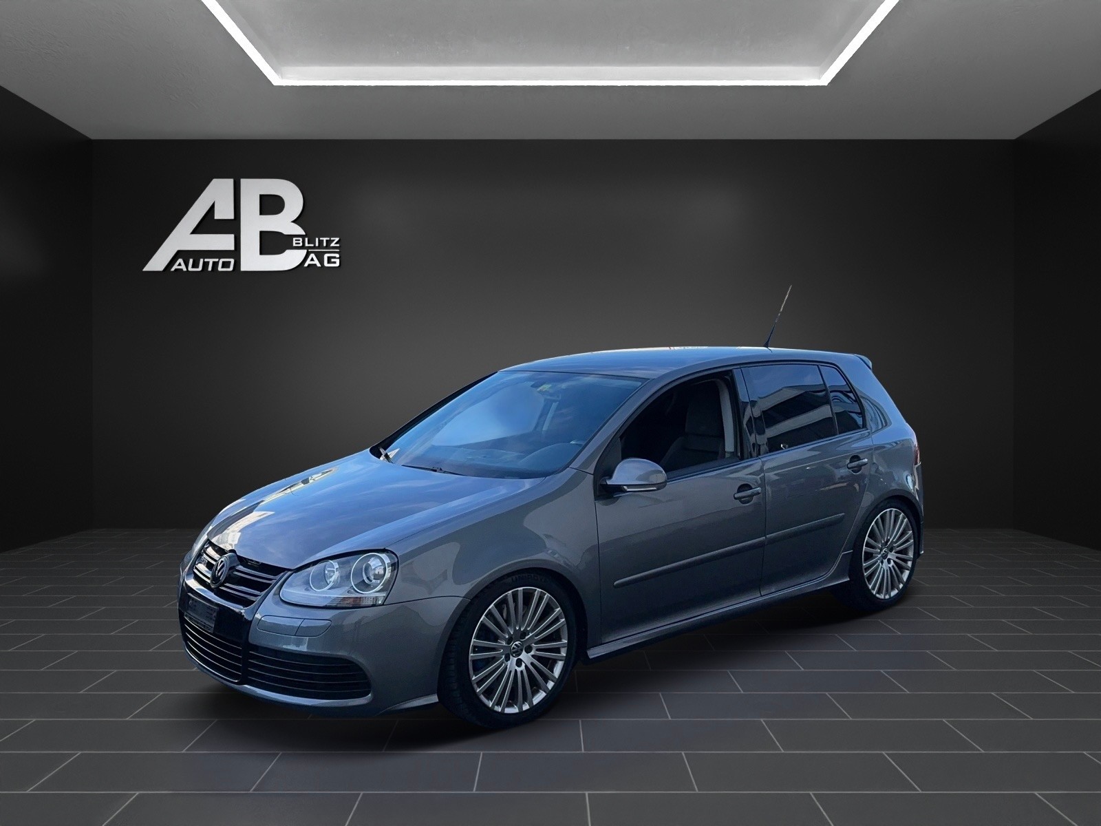 VW Golf R32 4Motion