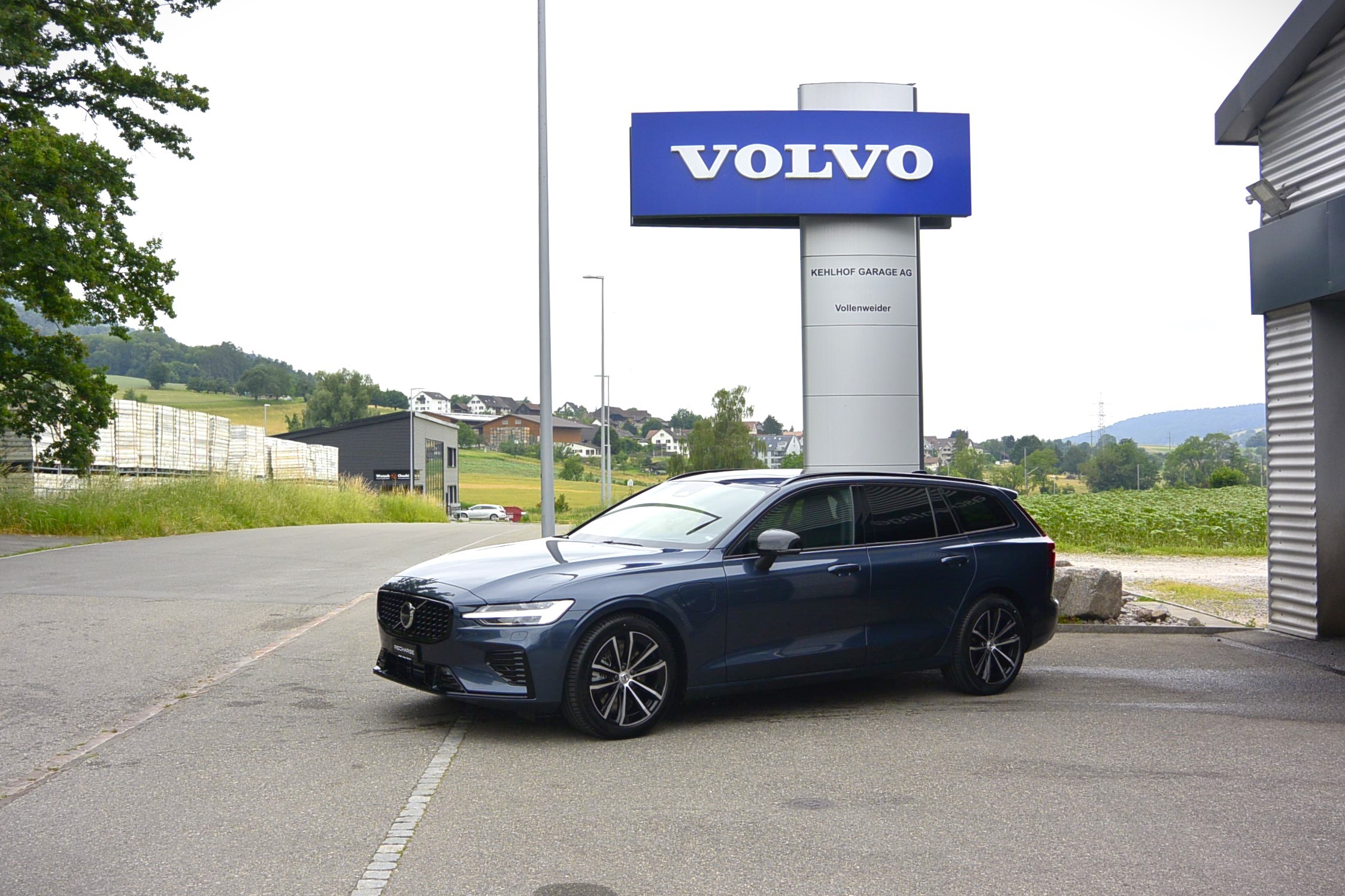 VOLVO V60 T8eAWD Ul Da Business