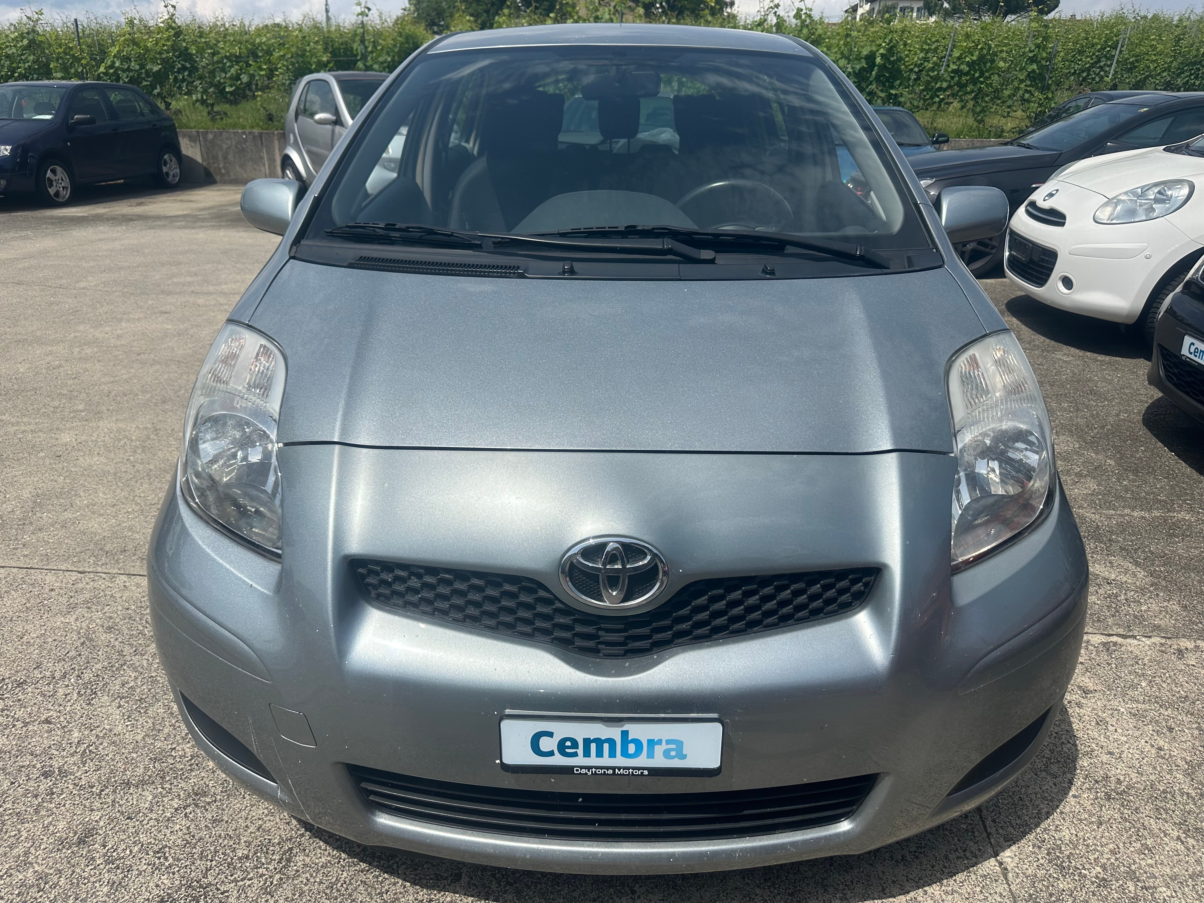 TOYOTA Yaris 1.33 Linea Luna