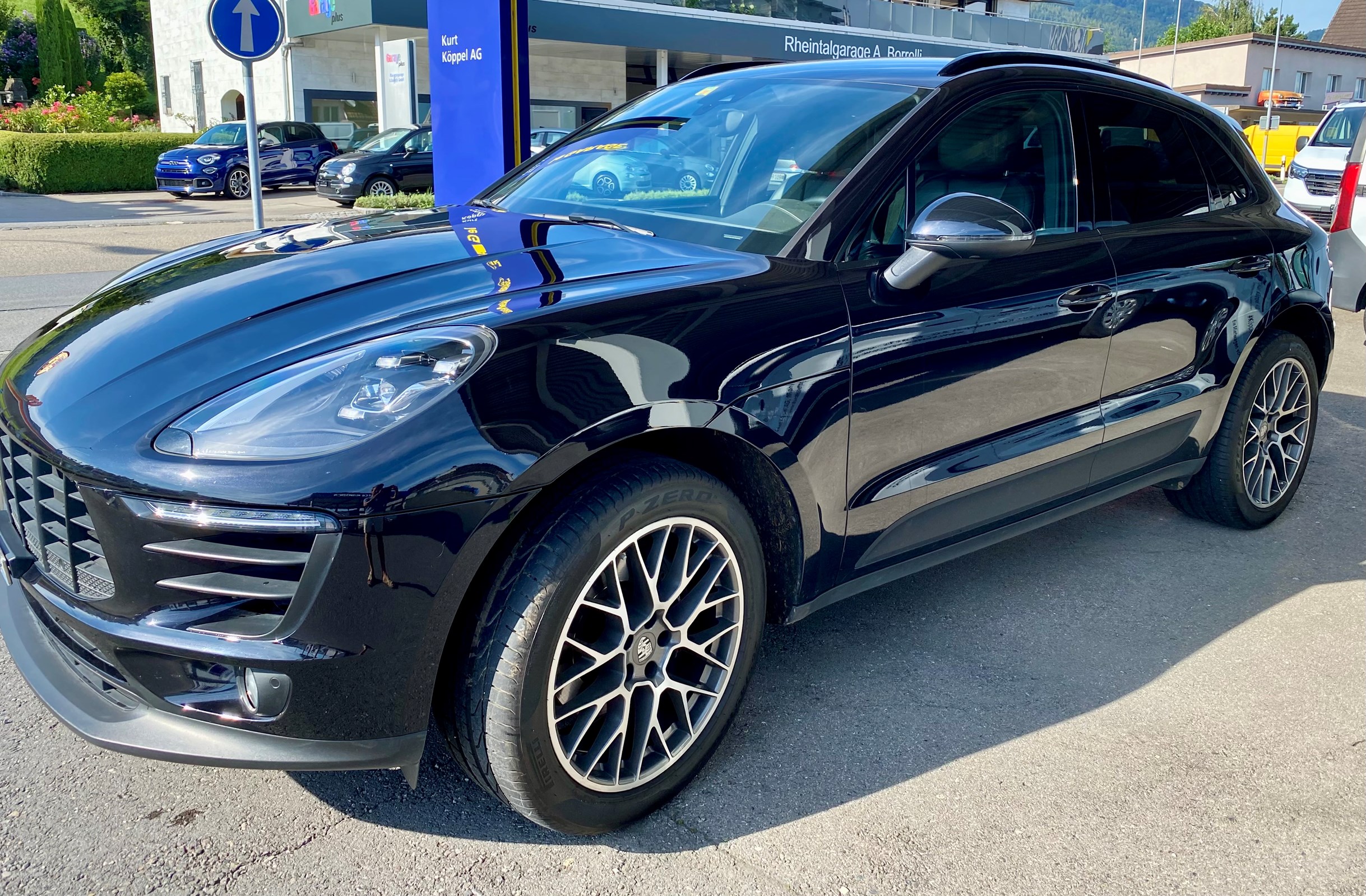 PORSCHE Macan PDK AHK