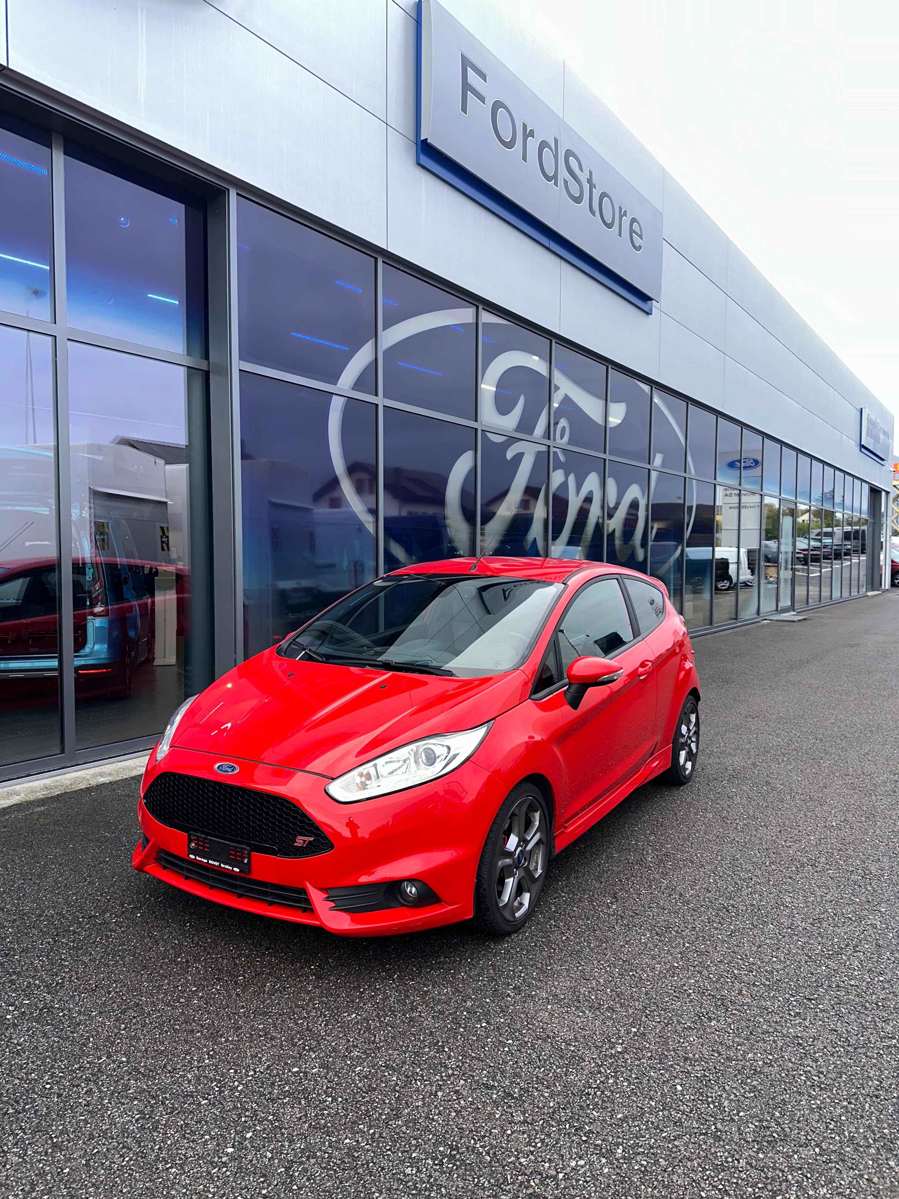 FORD Fiesta 1.6 EcoB ST-2