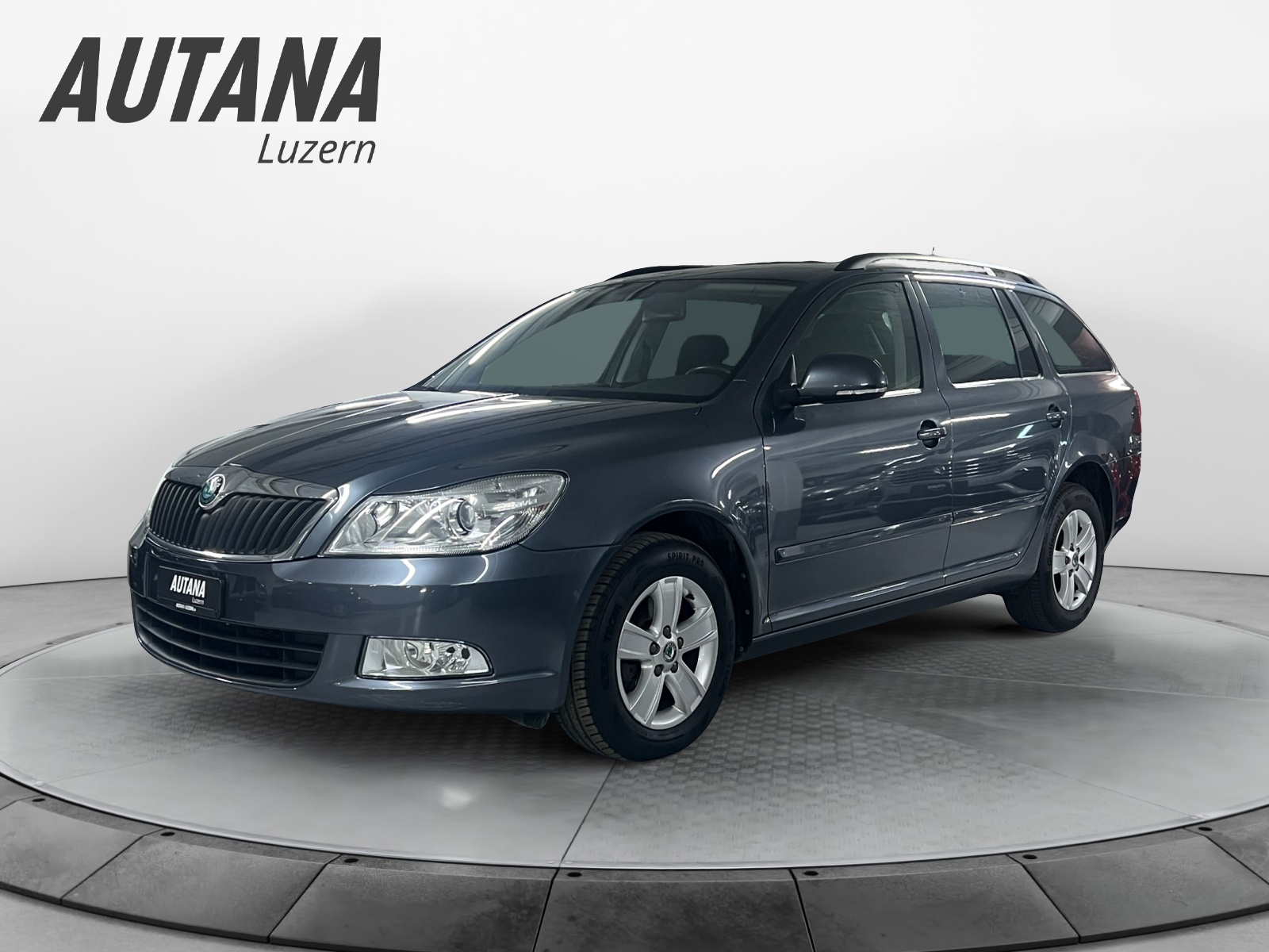 SKODA Octavia Combi 2.0 TDI Arosa 4x4 DSG