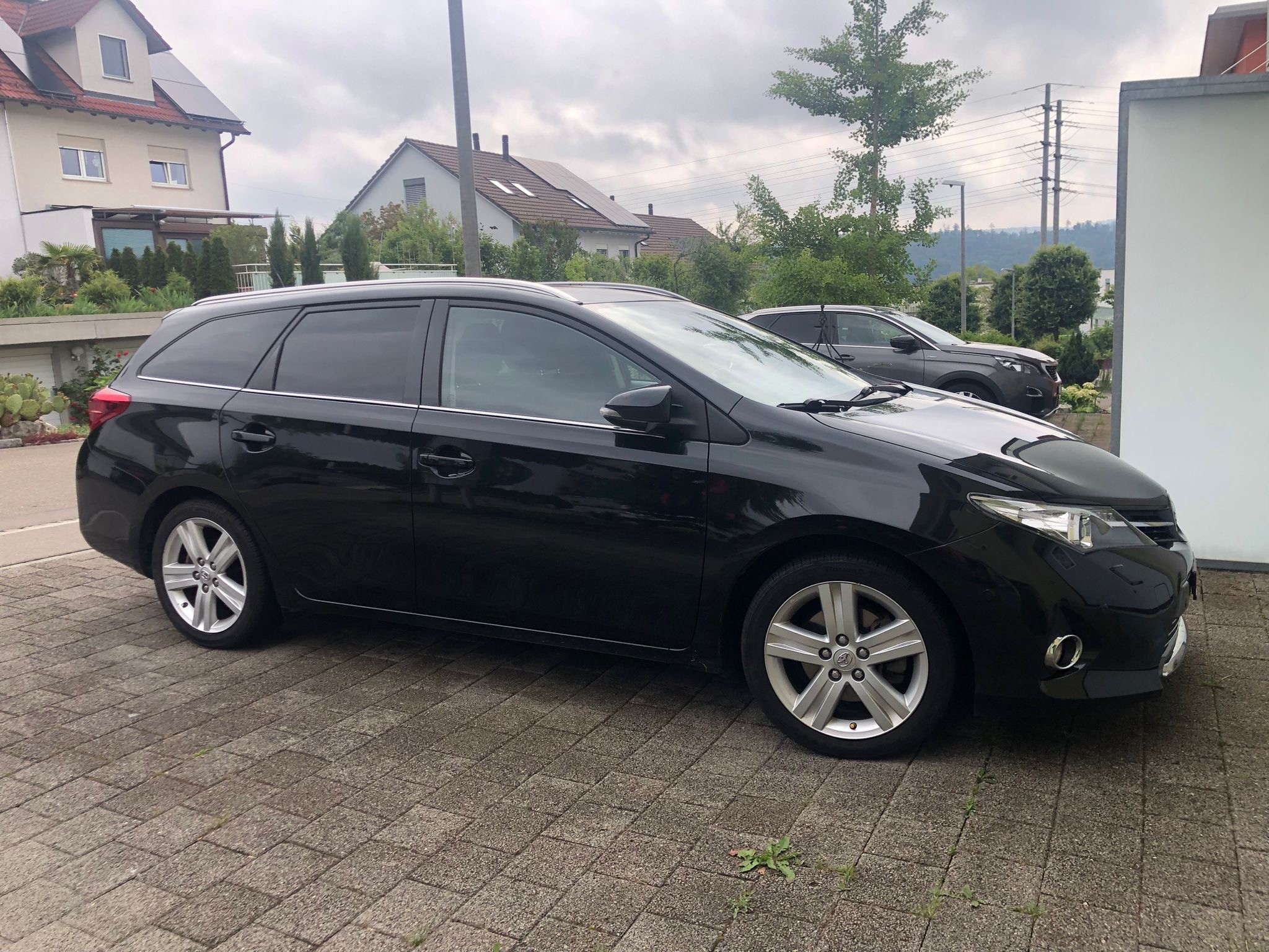 TOYOTA Auris Touring Sports 1.8 16V HSD Linea Sol