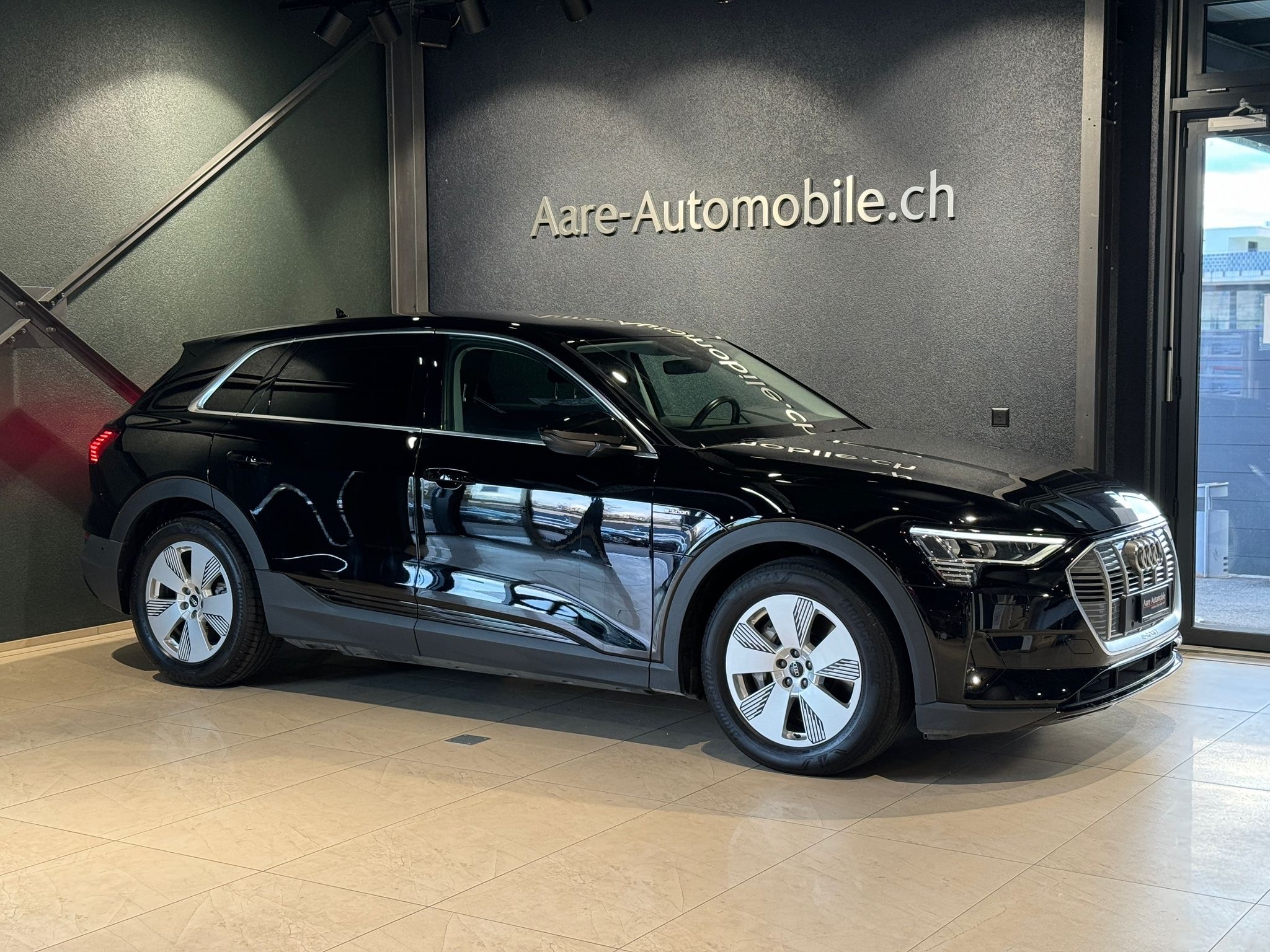 AUDI e-tron 50 quattro