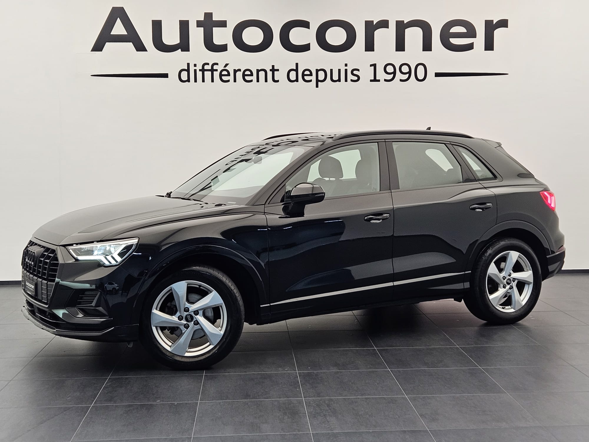 AUDI Q3 35 TFSI advanced Attraction S-tronic