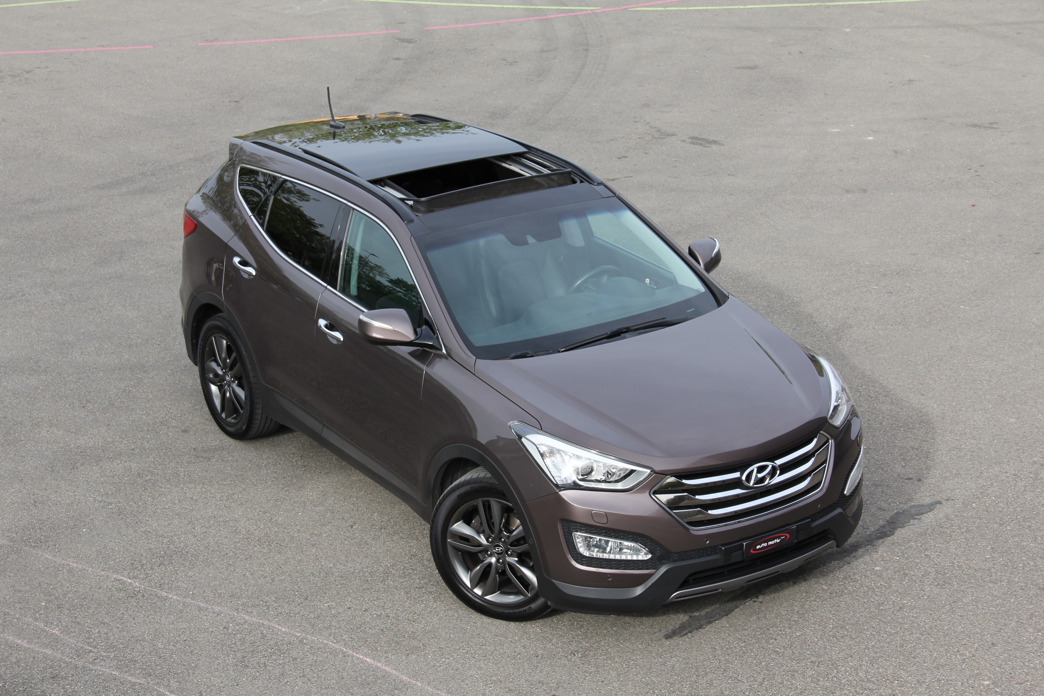 HYUNDAI Santa Fe 2.2 CRDI Premium 4WD **7-SITZE** **PANORAMA-DACH** **ANHÄNGERKUPPLUNG**