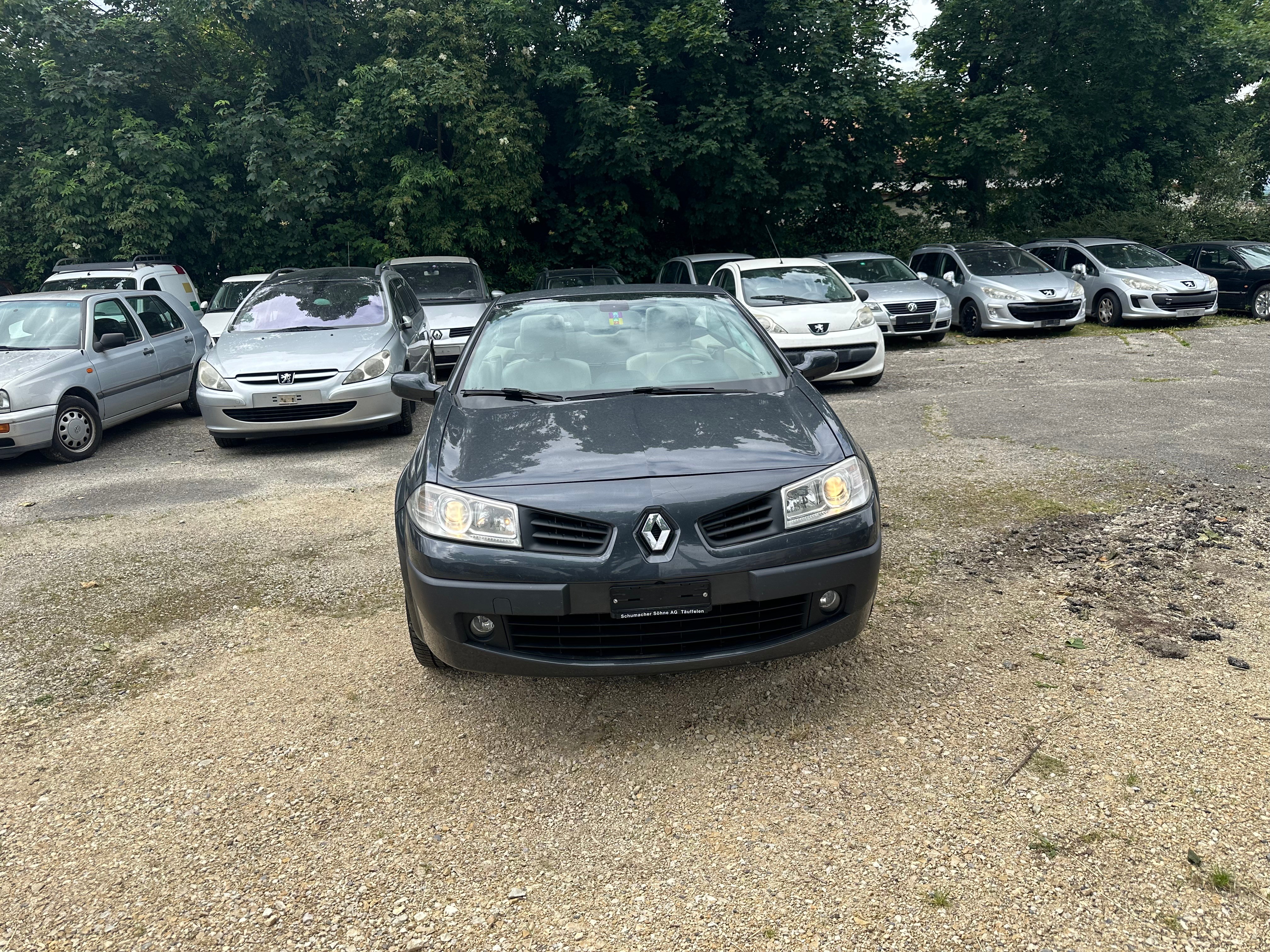 RENAULT Mégane C-C 2.0 16V Privilège Luxe