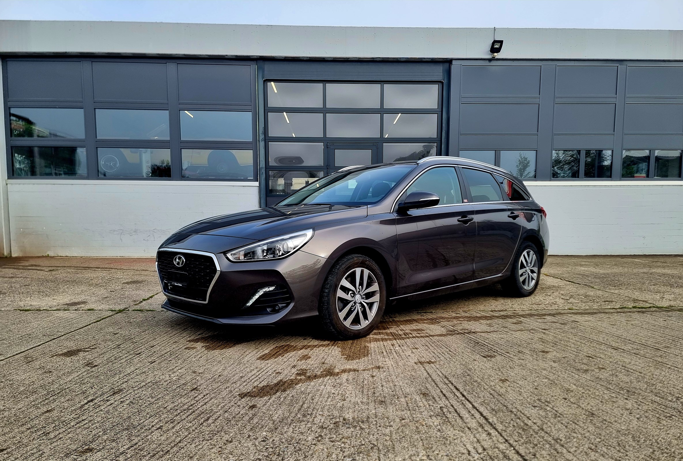 HYUNDAI i30 Wagon 1.4 T-GDi Amplia DCT