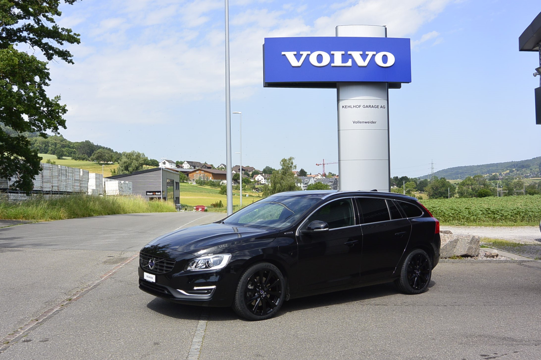 VOLVO V60 D6 AWD Hybrid Summum