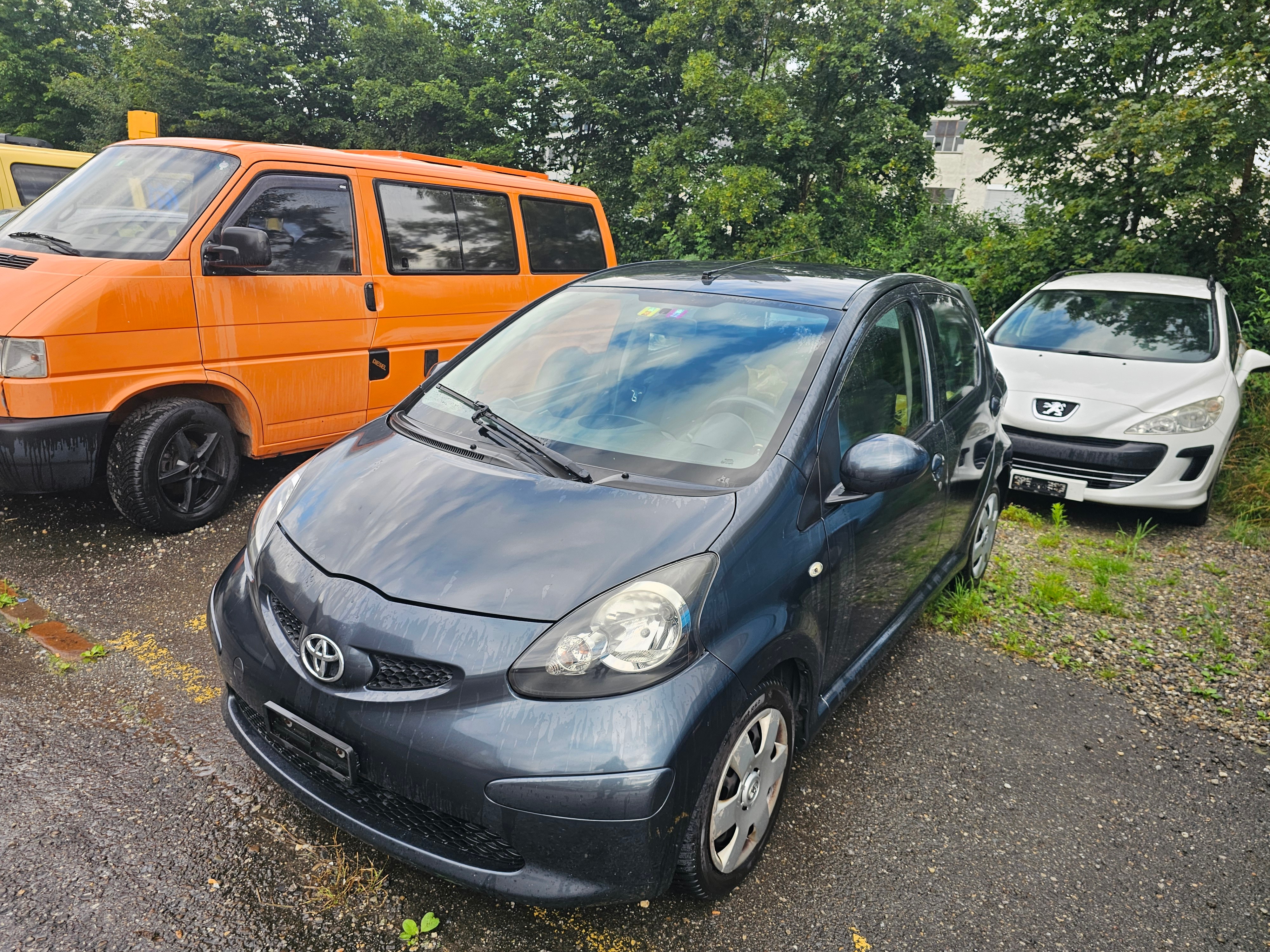 TOYOTA Aygo 1.0 Linea Terra