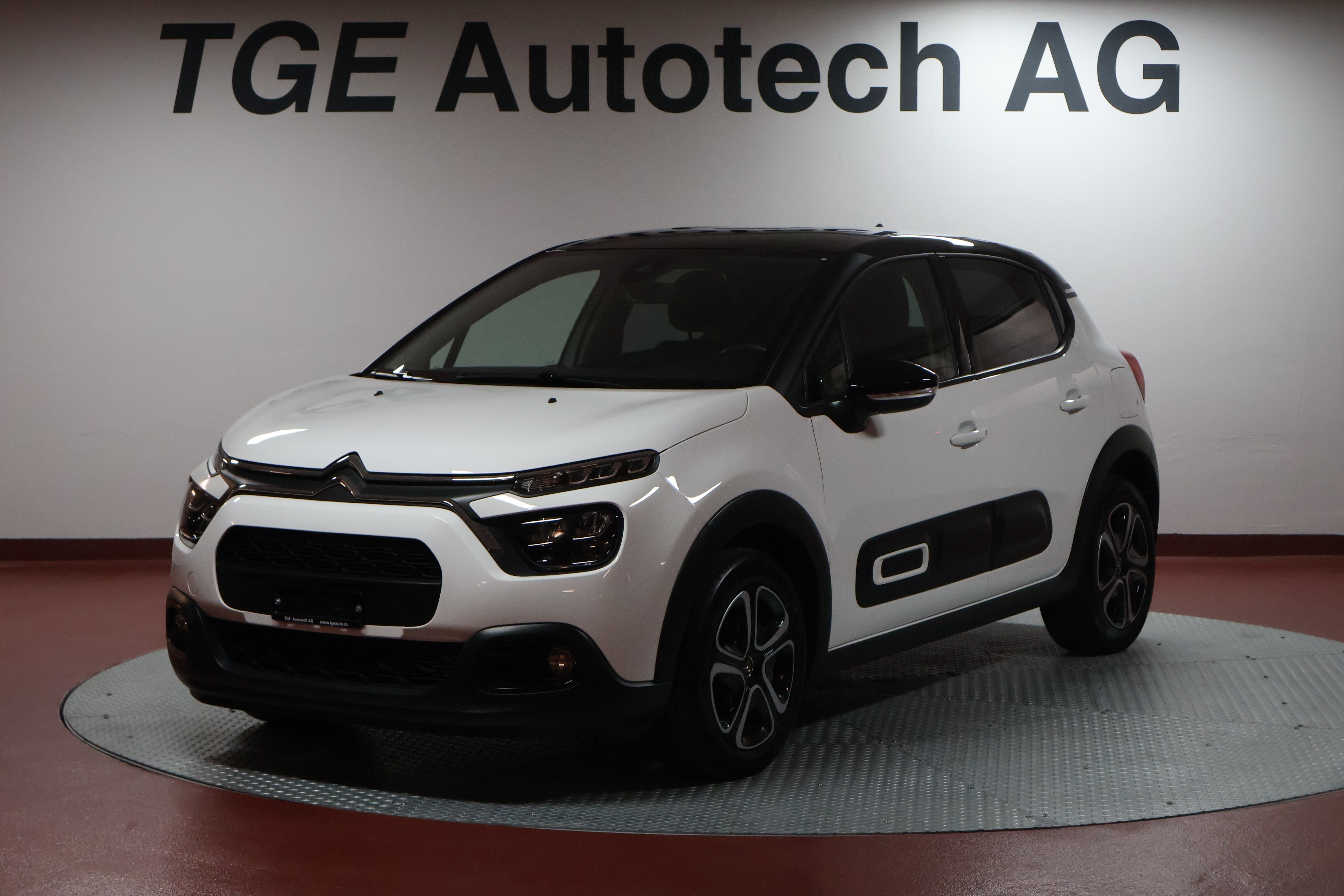 CITROEN C3 1.2i PureTech Swiss Edition