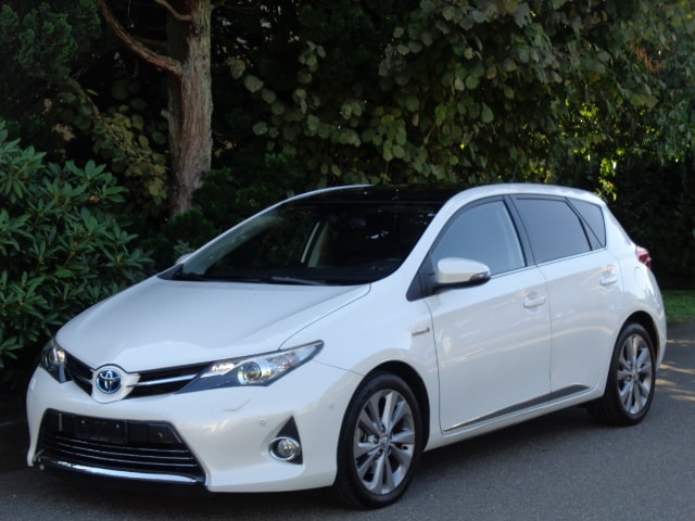 TOYOTA Auris 1.8 16V HSD Linea Sol