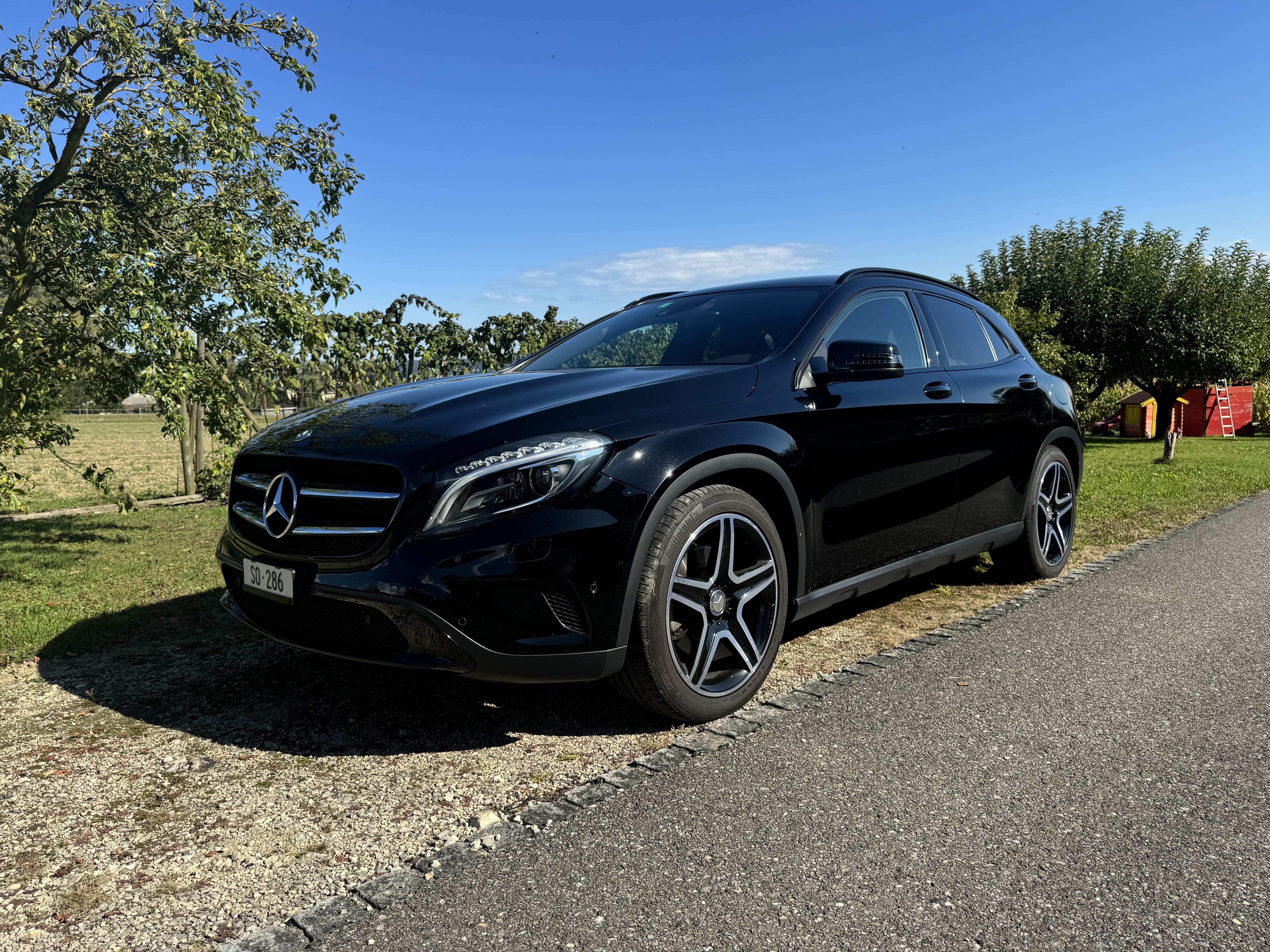 MERCEDES-BENZ GLA 250 Urban 4Matic 7G-DCT