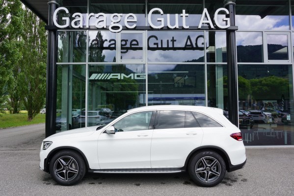 MERCEDES-BENZ GLC 220 d AMG Line 4Matic