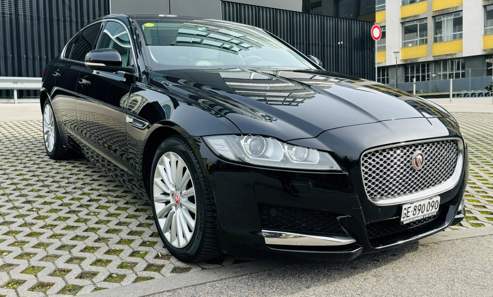 JAGUAR XF 20d Prestige Automatic