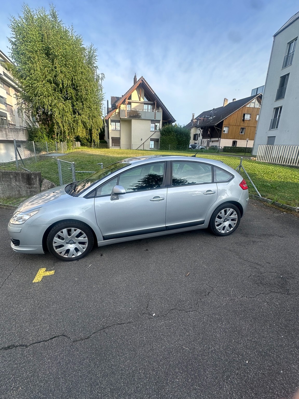 CITROEN C4 Berline 1.6i 16V SX