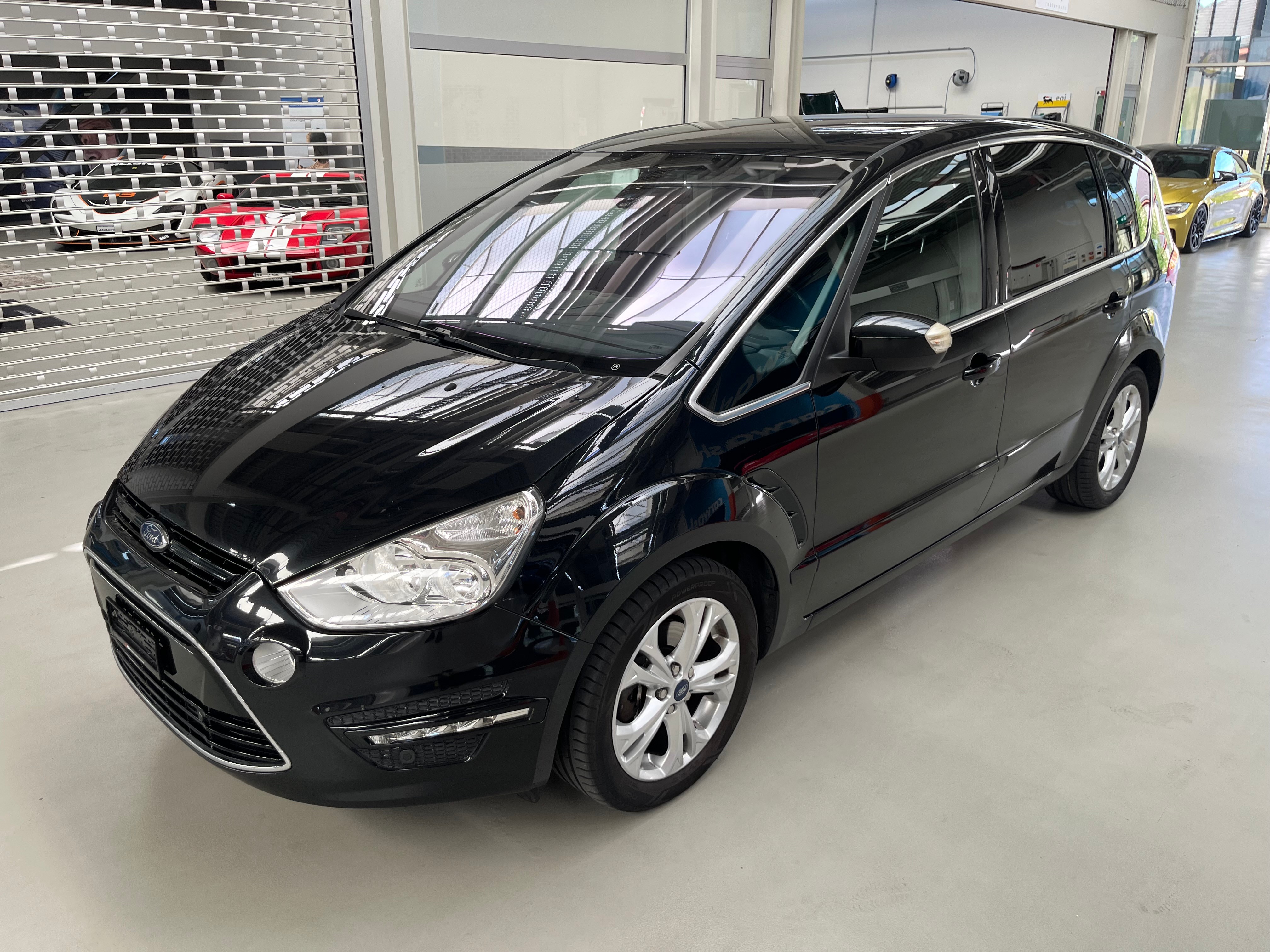 FORD S-Max 2.0 SCTi Titanium PowerShift