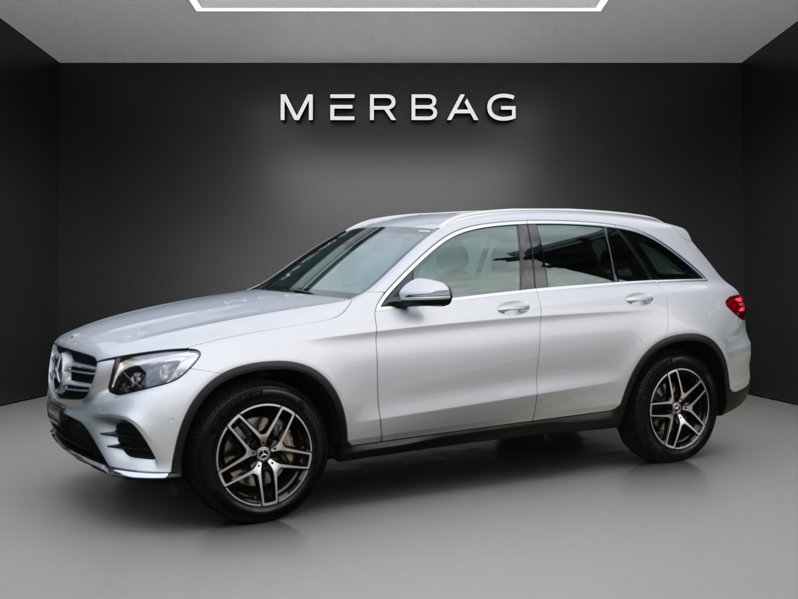 MERCEDES-BENZ GLC 220 d AMG Line 4Matic