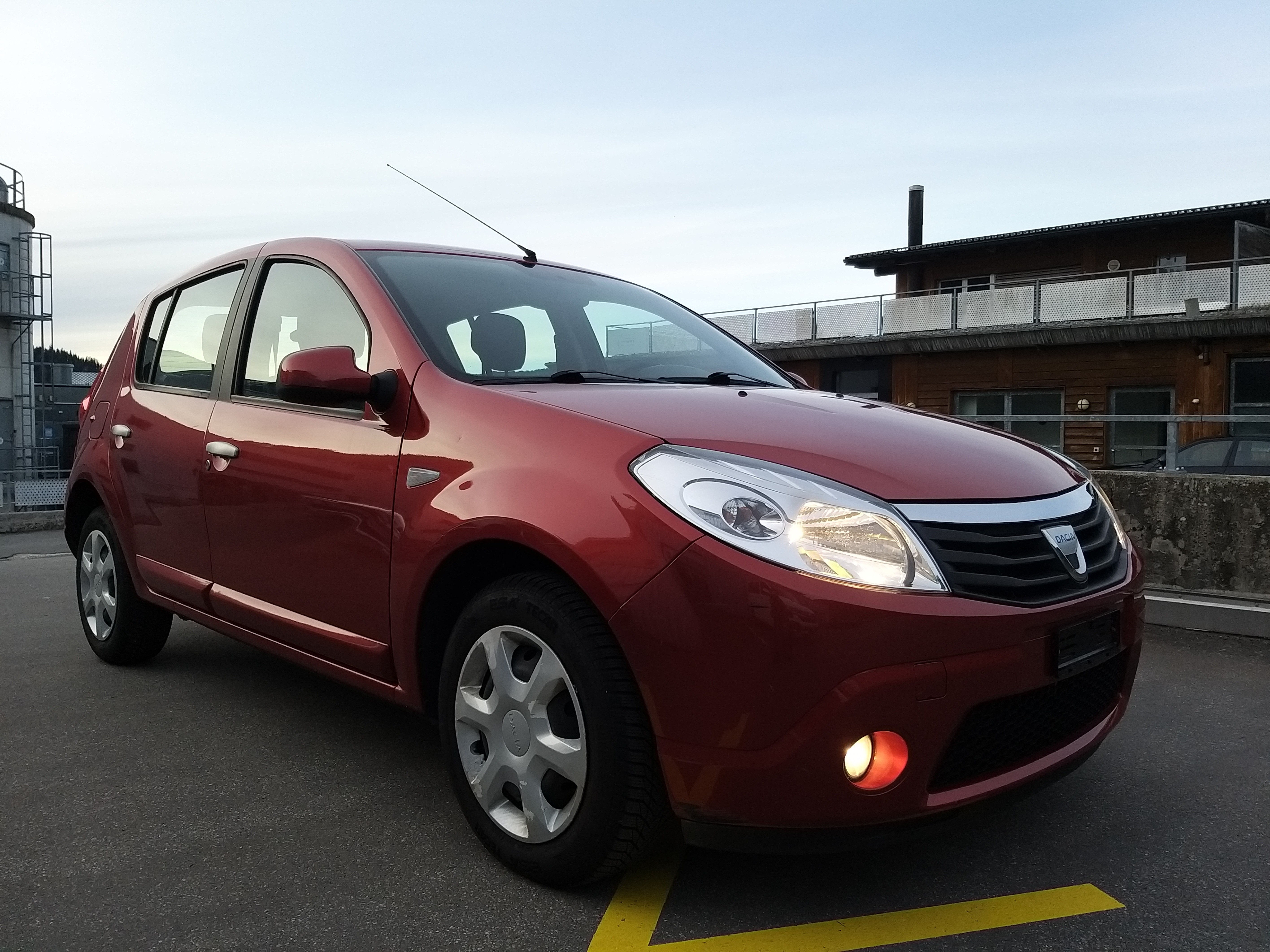 DACIA Sandero 1.6 Lauréate