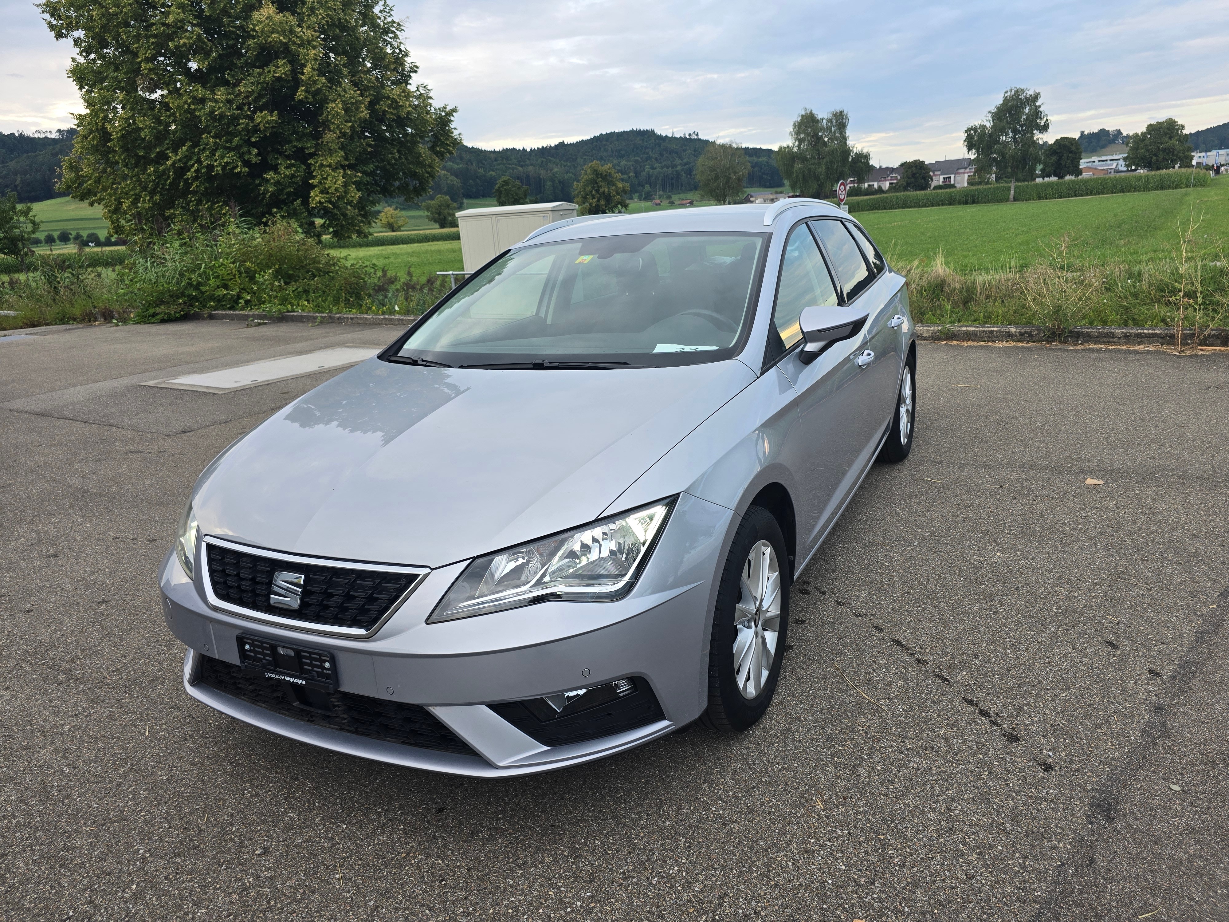 SEAT Leon ST 1.6 TDI CR Style DSG*Frisch ab MFK*Frisch ab Service*Automatische Distanzregelung ACC*Garantie a.w