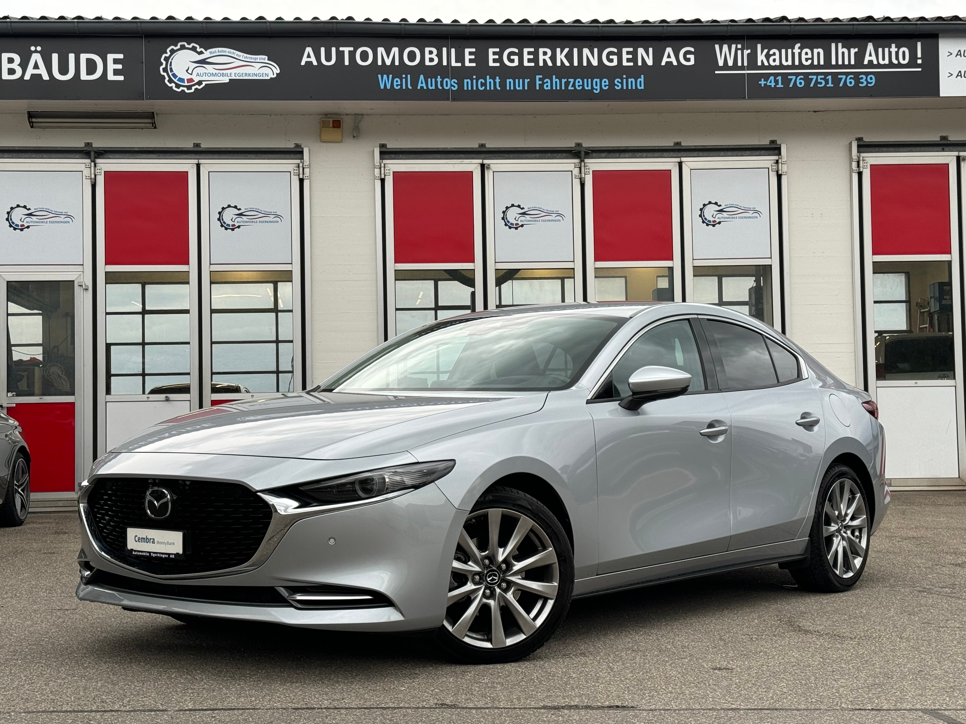 MAZDA 3 Sedan SKYACTIV-X M Hybrid 180 Revolution Automat