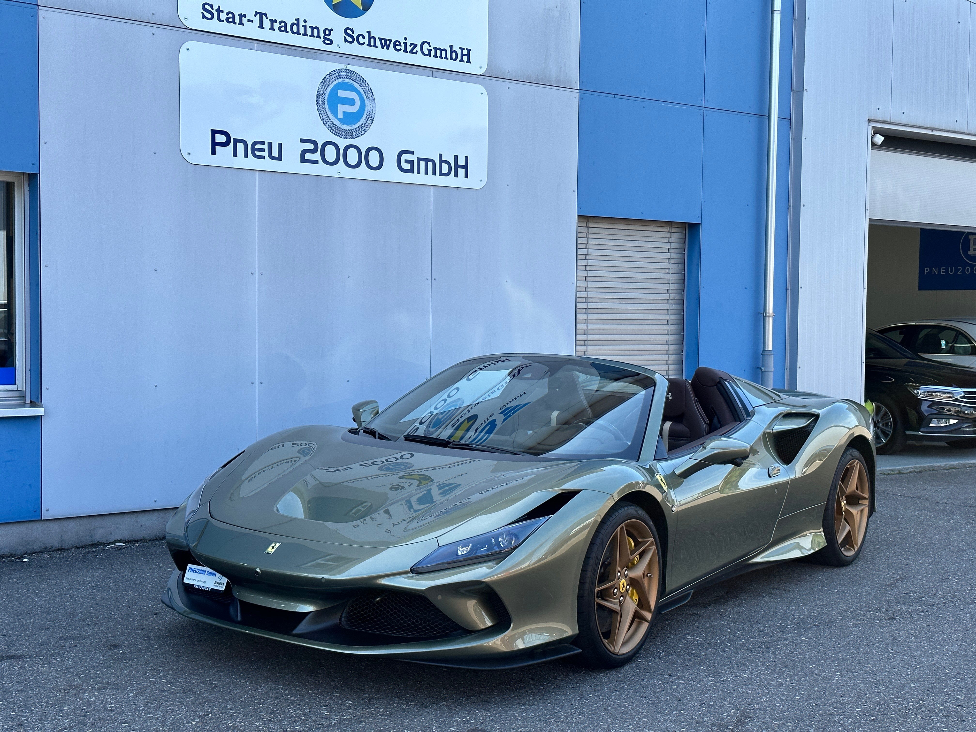 FERRARI F8 Spider *TAILOR MADE* Verde Masoni