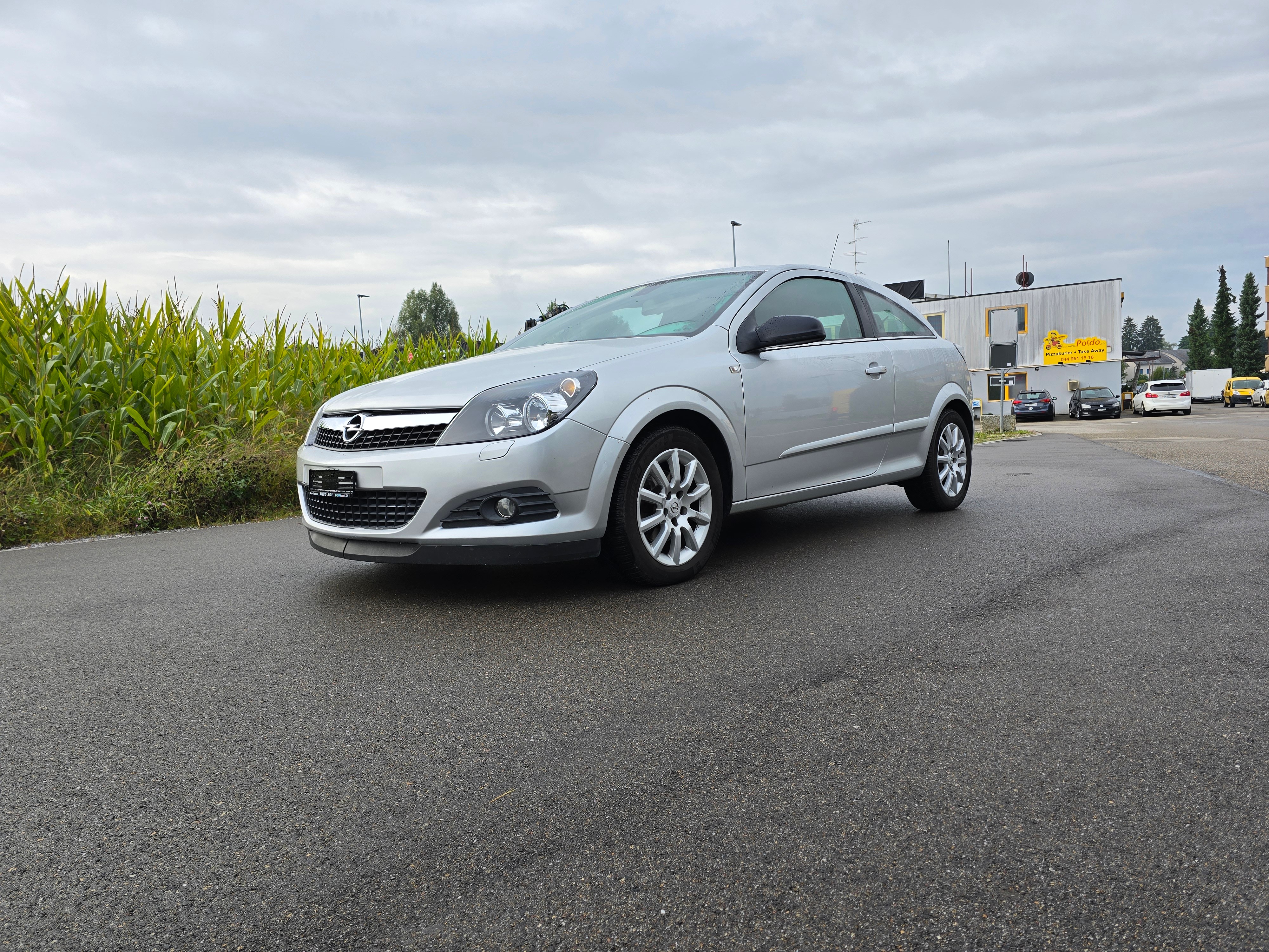 OPEL Astra GTC 1.8i 16V Cosmo