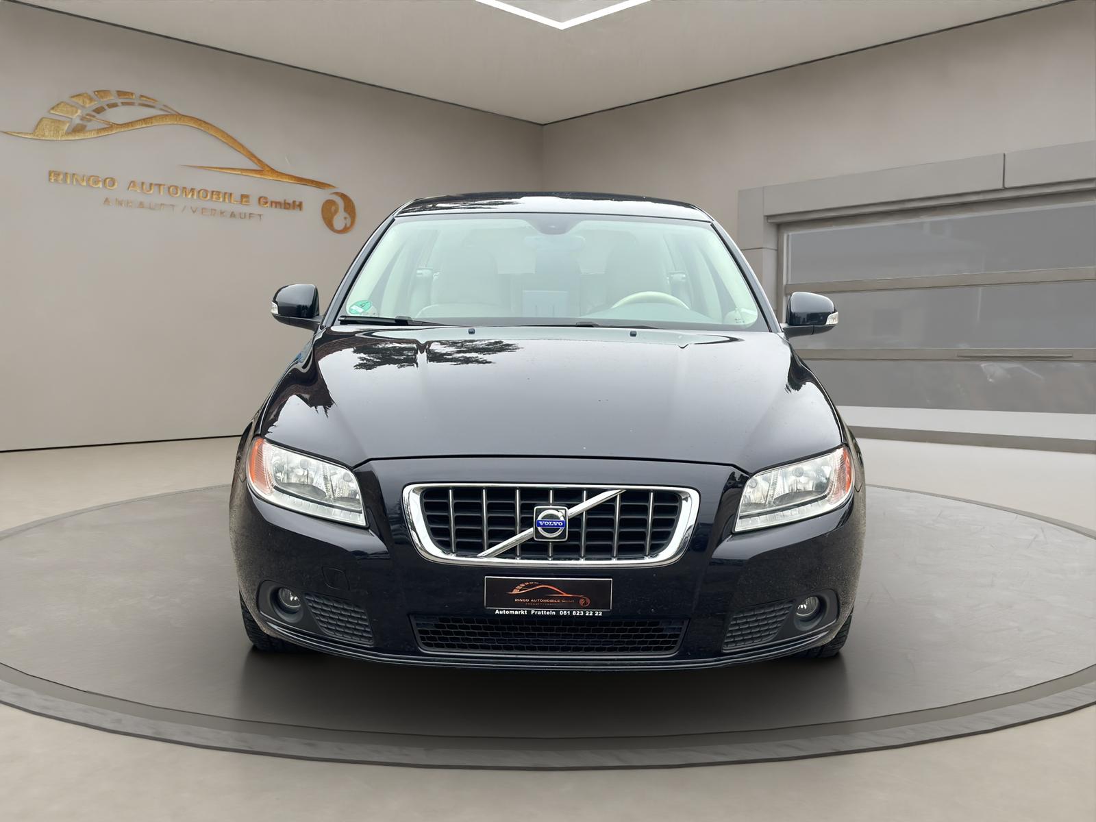 VOLVO V70 D5 Kinetic Geartronic