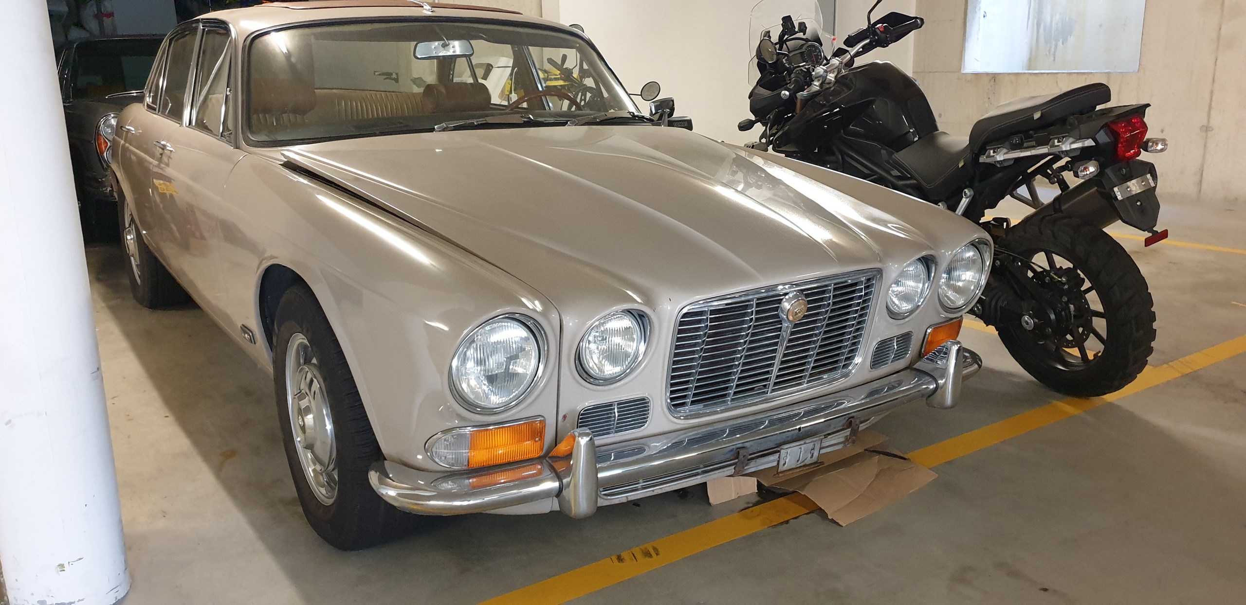 JAGUAR XJ6 4.2