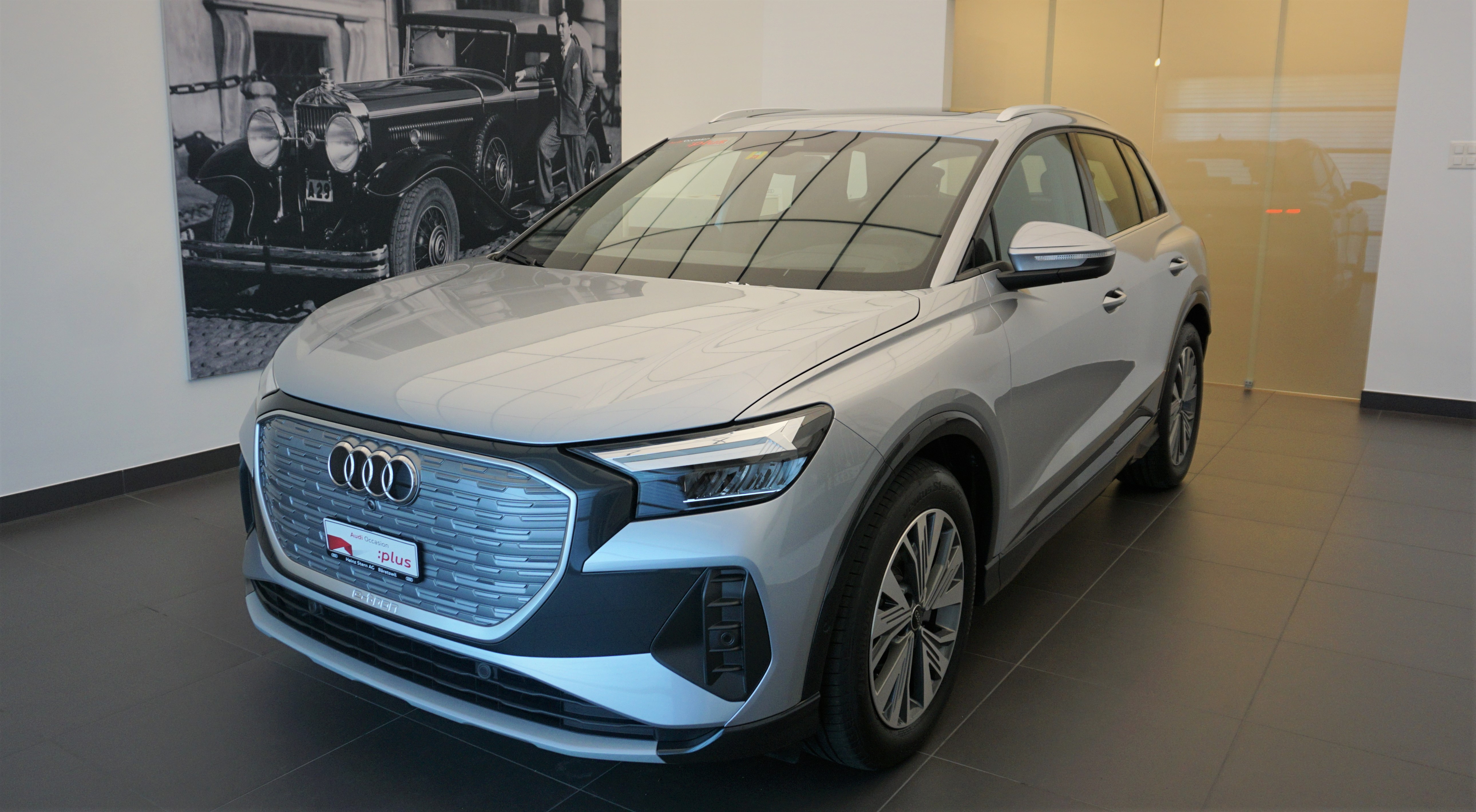 AUDI Q4 e-tron 50 quattro