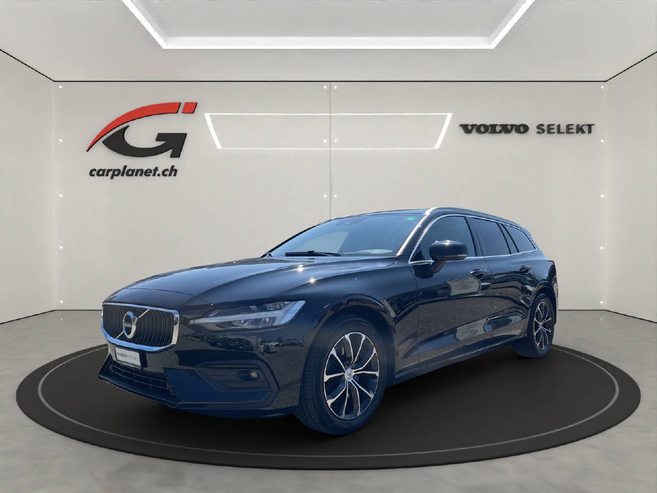 VOLVO V60 2.0 B4 Momentum