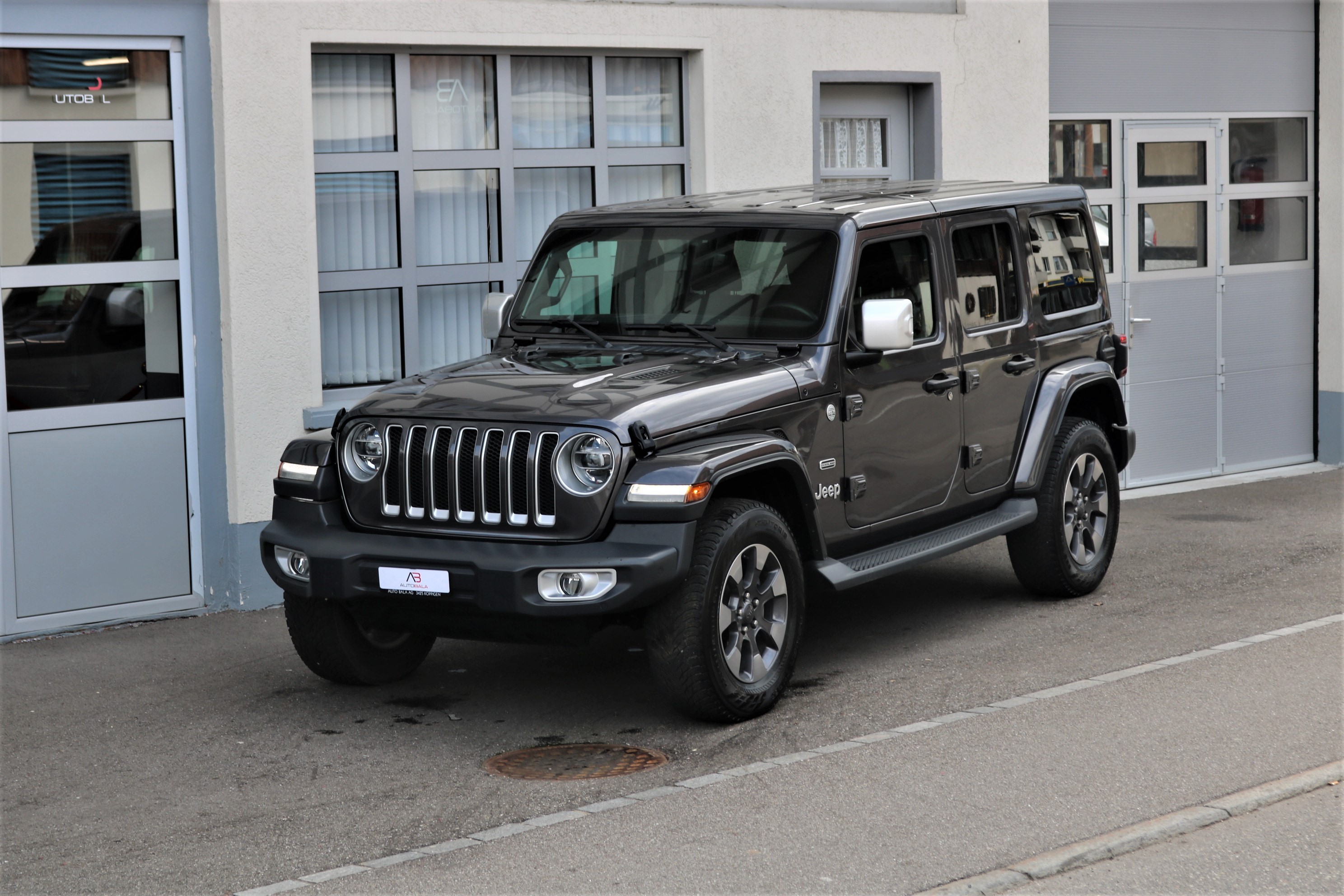 JEEP Wrangler 2.2MJ Unlimited Sahara Automatic